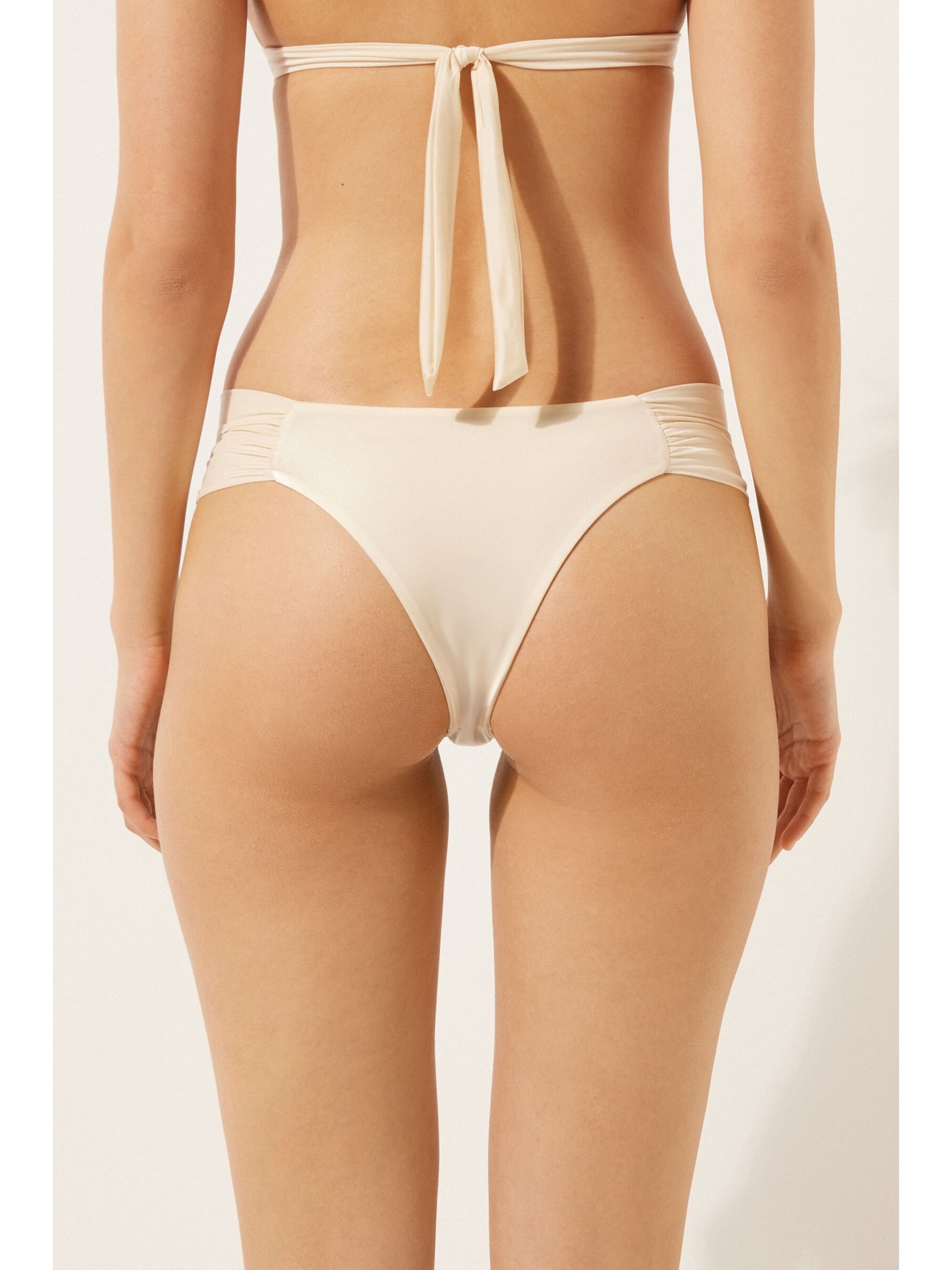 Calcinha De Biquíni Brasileira Com Drapeado Shiny Satin Off-White Calzedonia