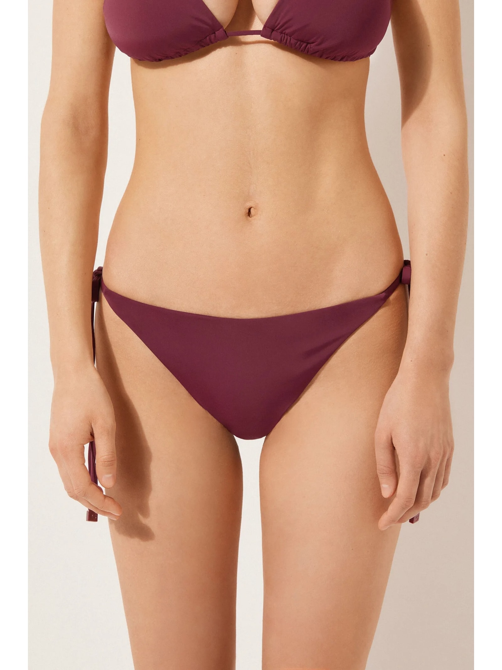 Calcinha De Biquíni Brasileira Com Laços Indonésia Bordô Calzedonia