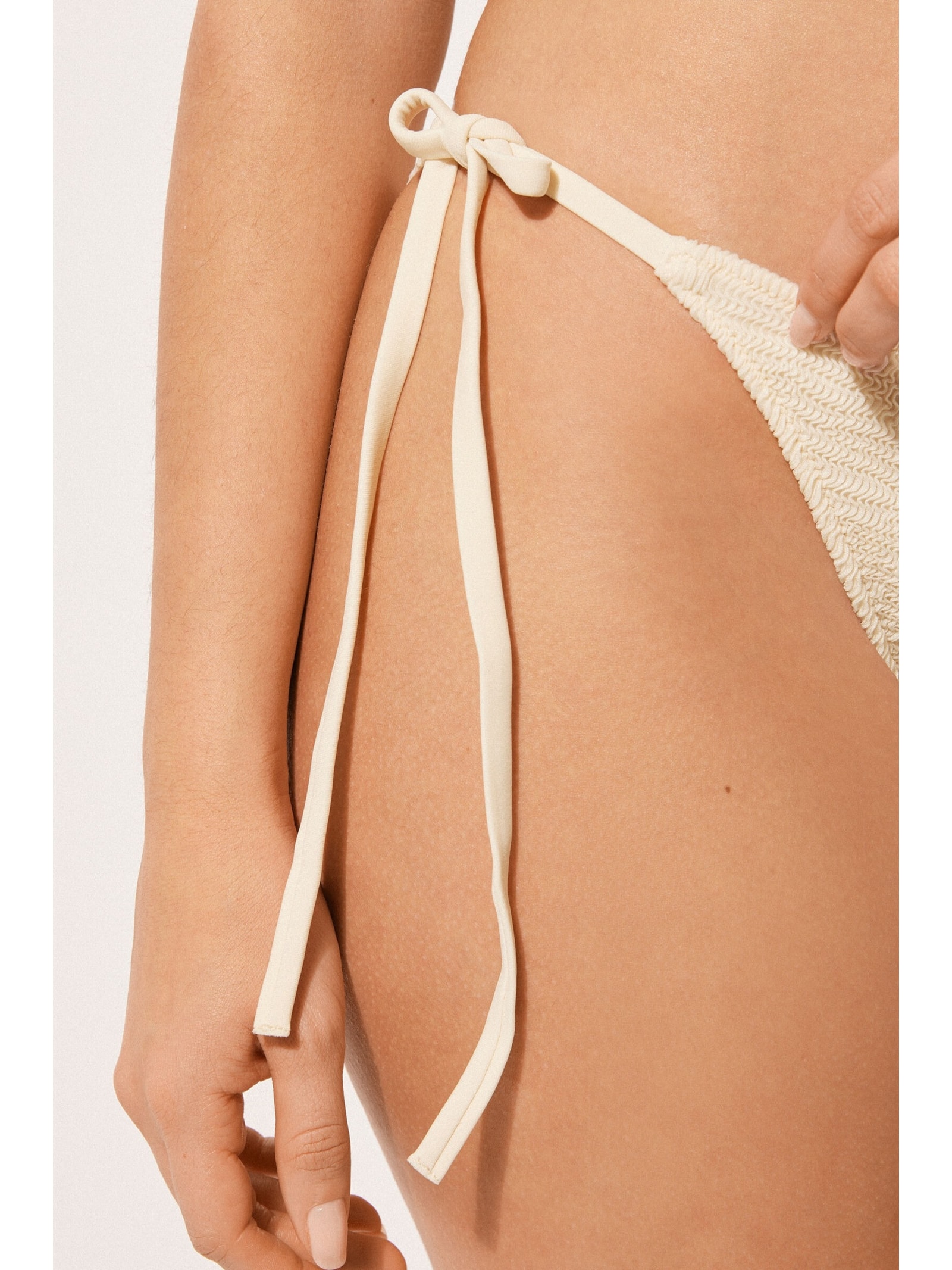 Calcinha De Biquíni Com Amarração Crinkle Waves Branco Calzedonia