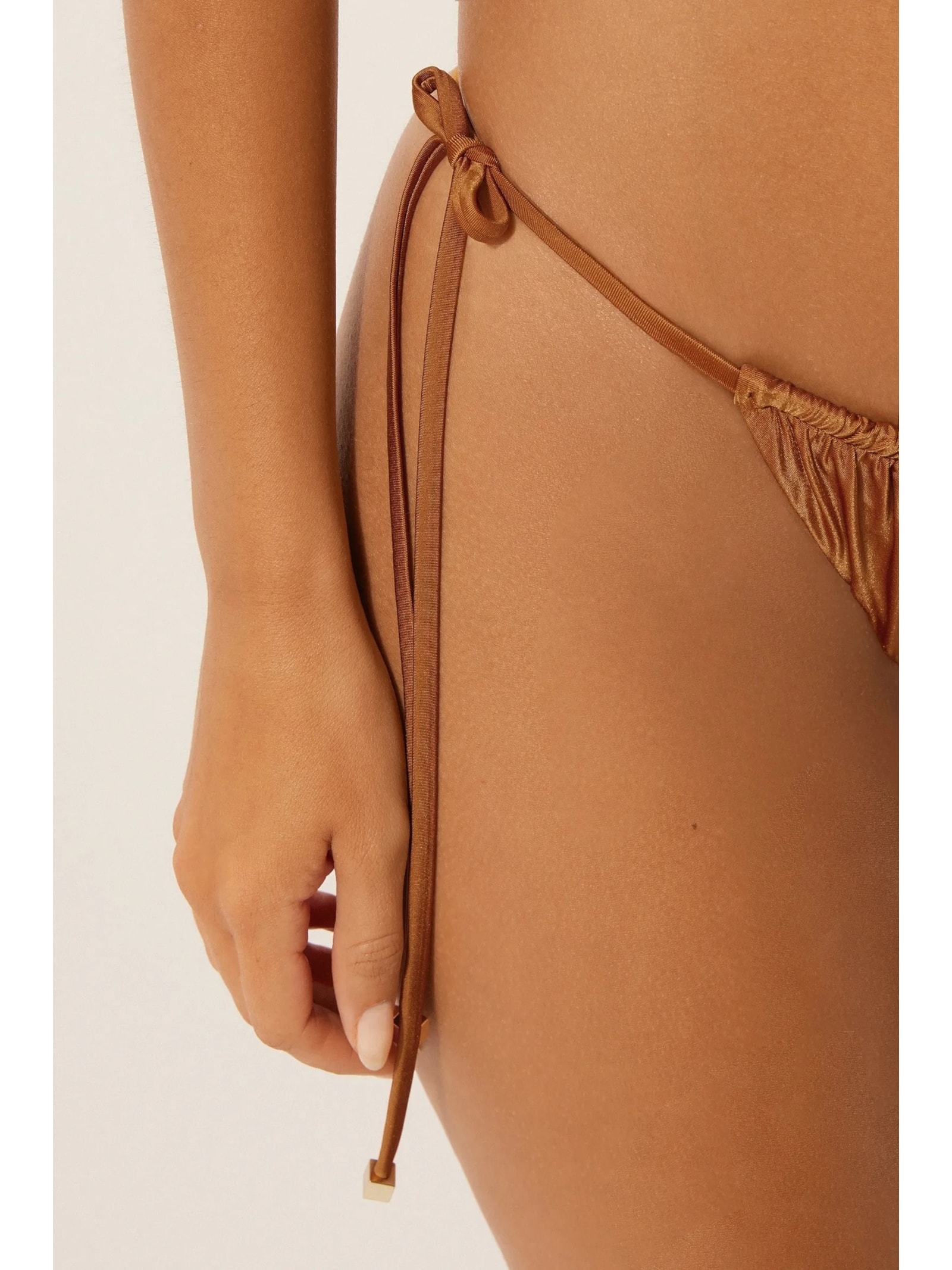 Calcinha De Biquíni Fio Dental Shiny Satin Marrom Calzedonia