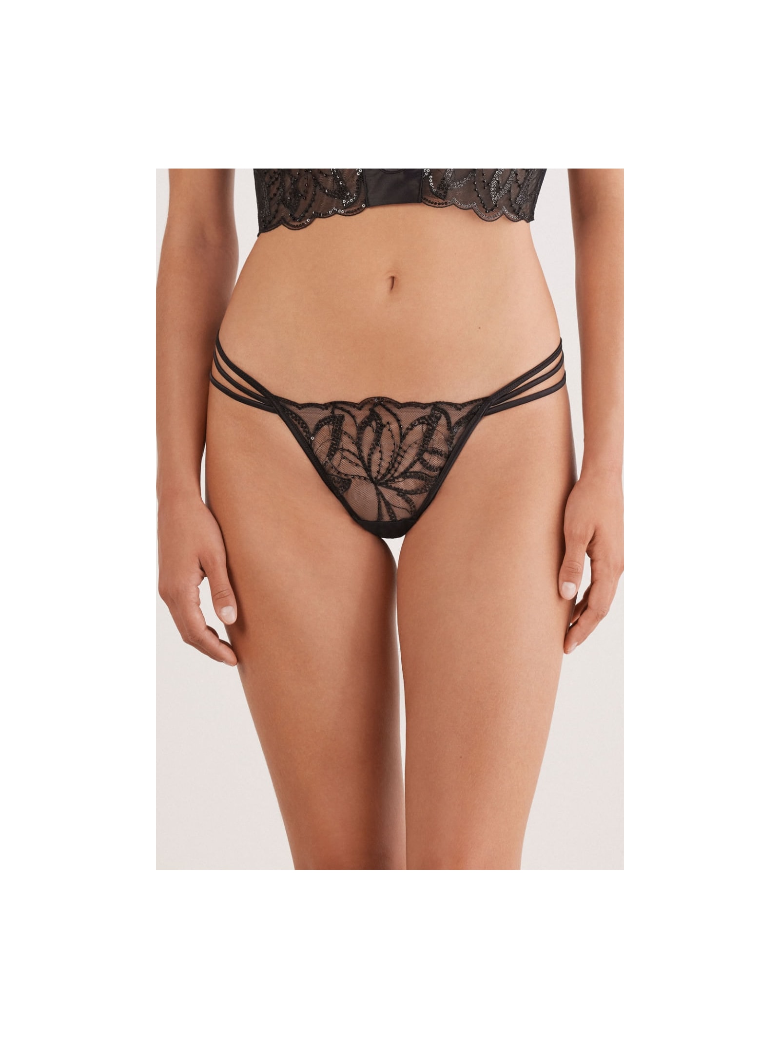 Calcinha Fio Dental Dark Moon Girl Preto Intimissimi