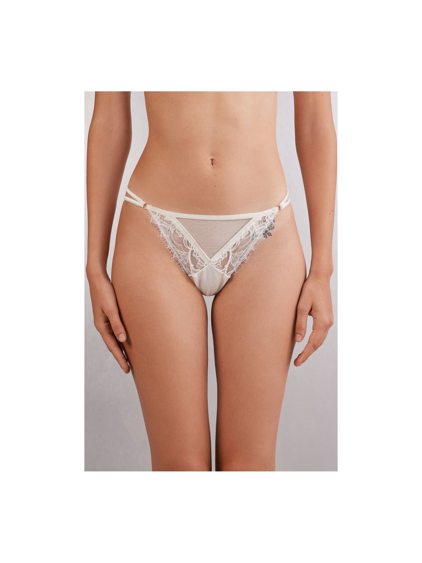 Calcinha Fio Dental Her Beauty Marfim Intimissimi