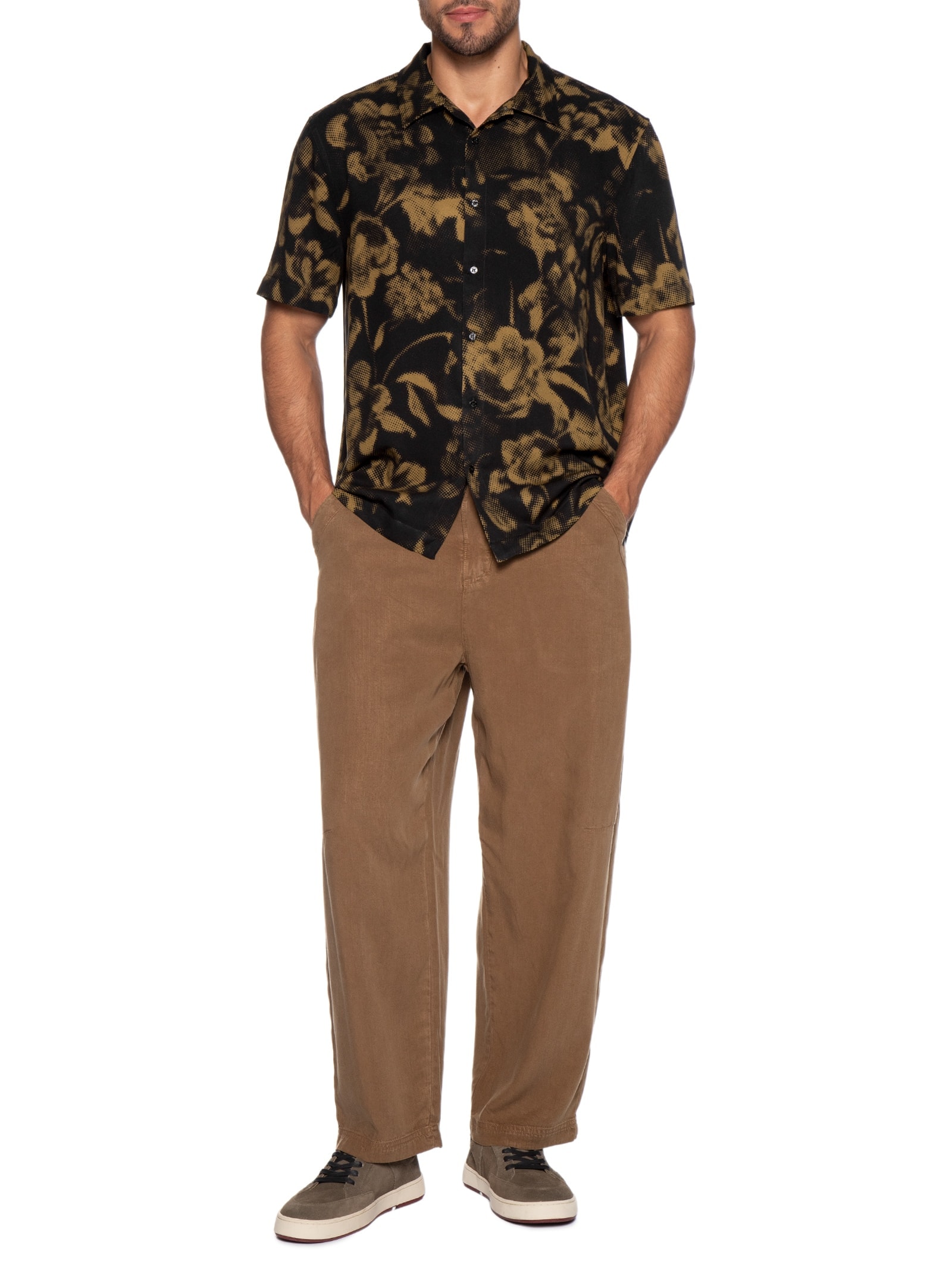Camisa Casual Manga Curta Masculina Roseiral Wood Preto Osklen