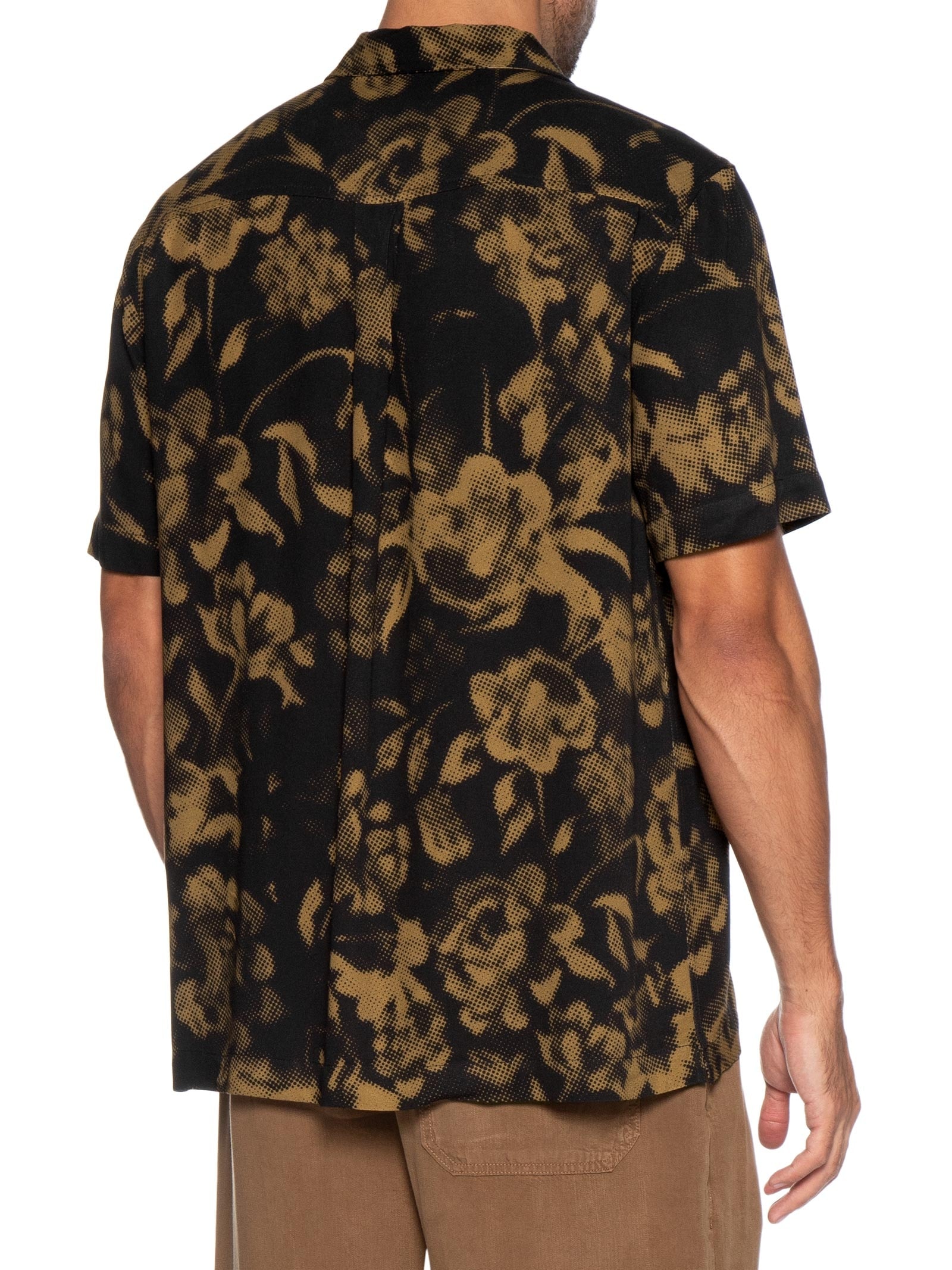 Camisa Casual Manga Curta Masculina Roseiral Wood Preto Osklen