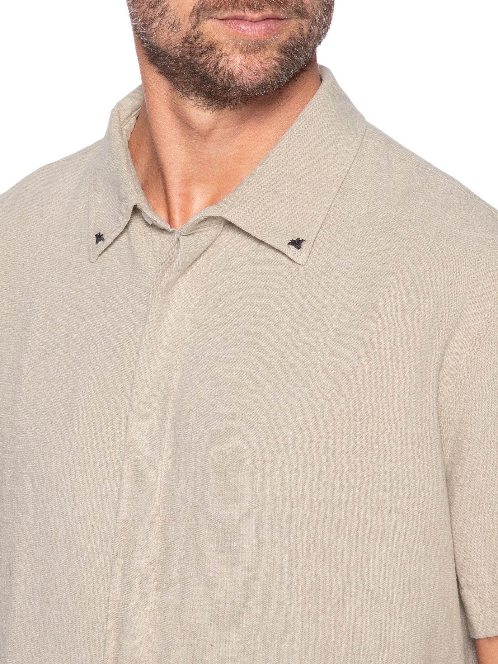 Camisa Casual Masculina Linen Arabesco Palmeiras Bege Osklen