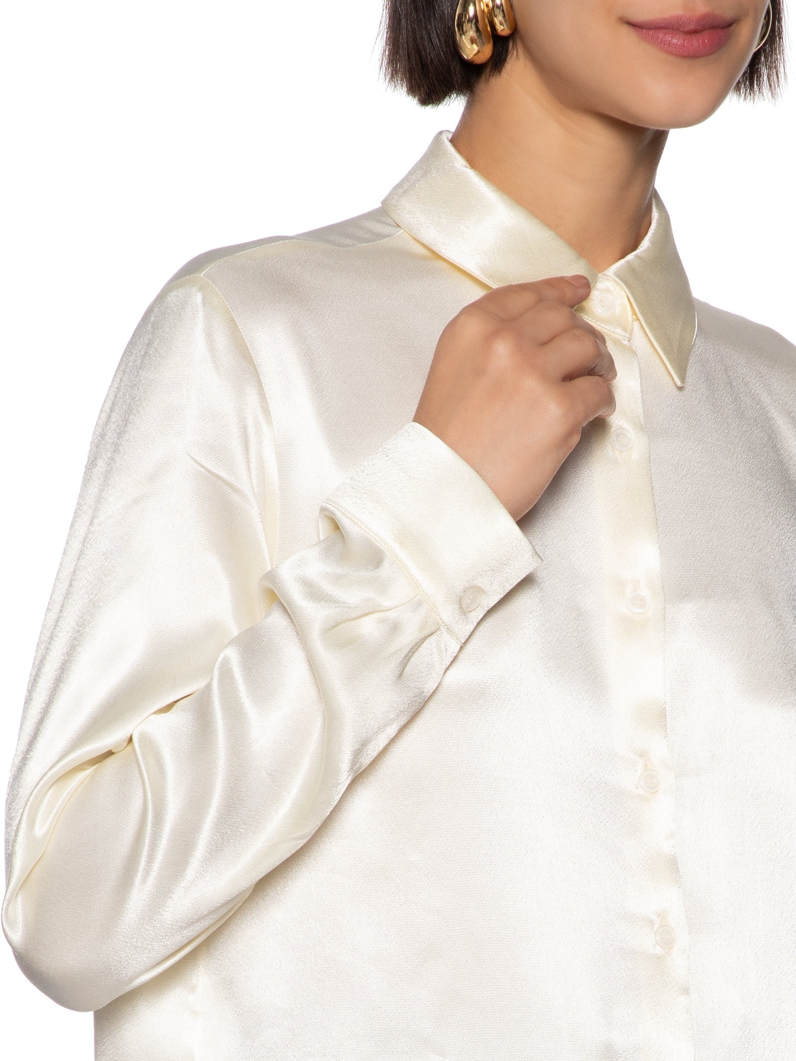 Camisa Feminina Acetinada Manga Longa Off White Lança Perfume