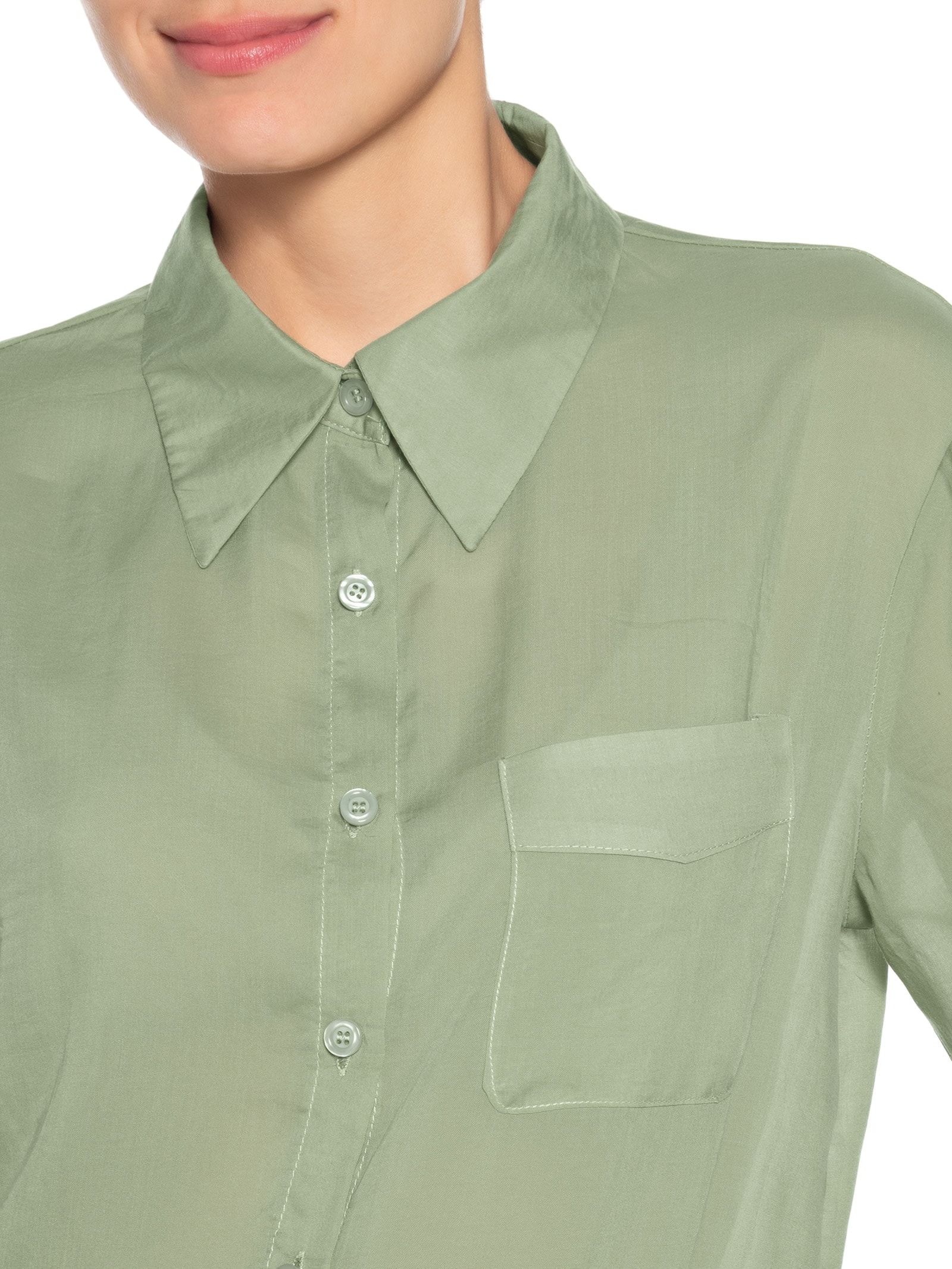 Camisa Feminina Básica Com Bolso Verde Basiq