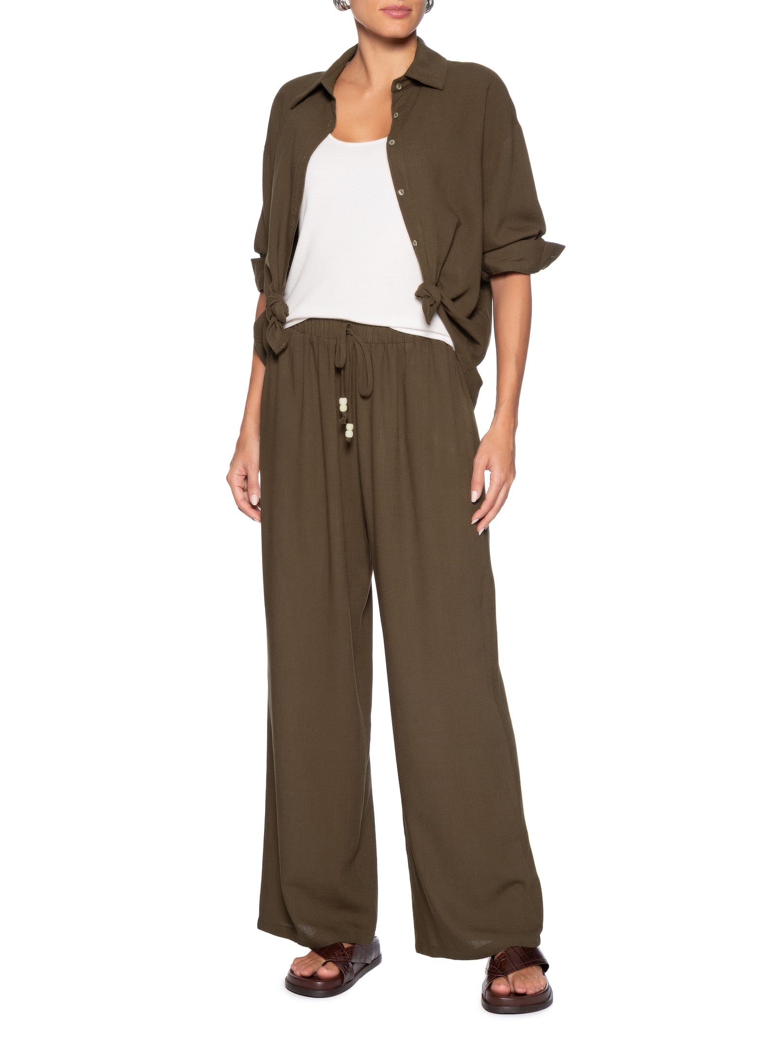 Camisa Feminina Básica Marrom Basiq