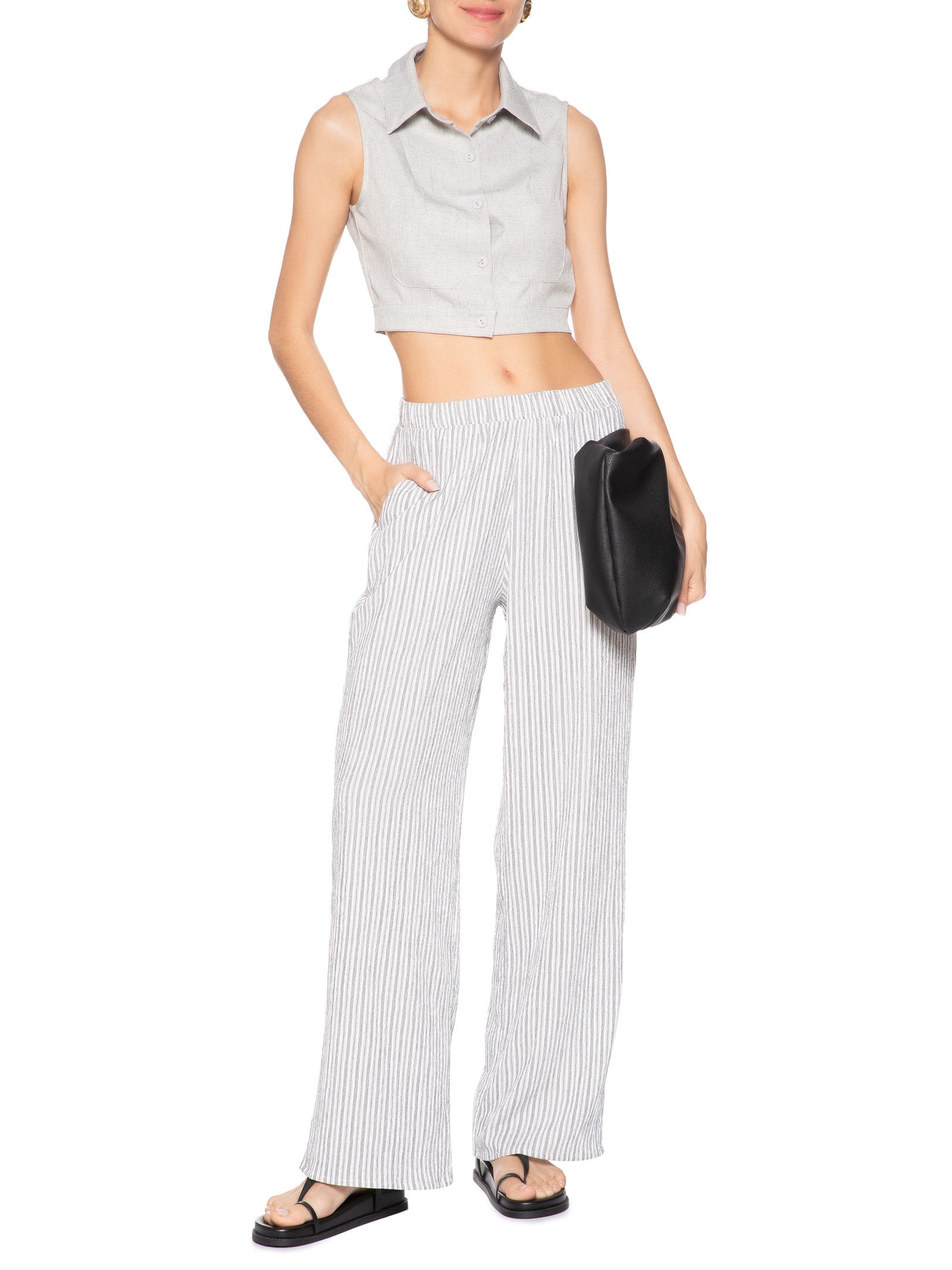 Camisa Feminina Cropped Sem Manga Cinza Basiq