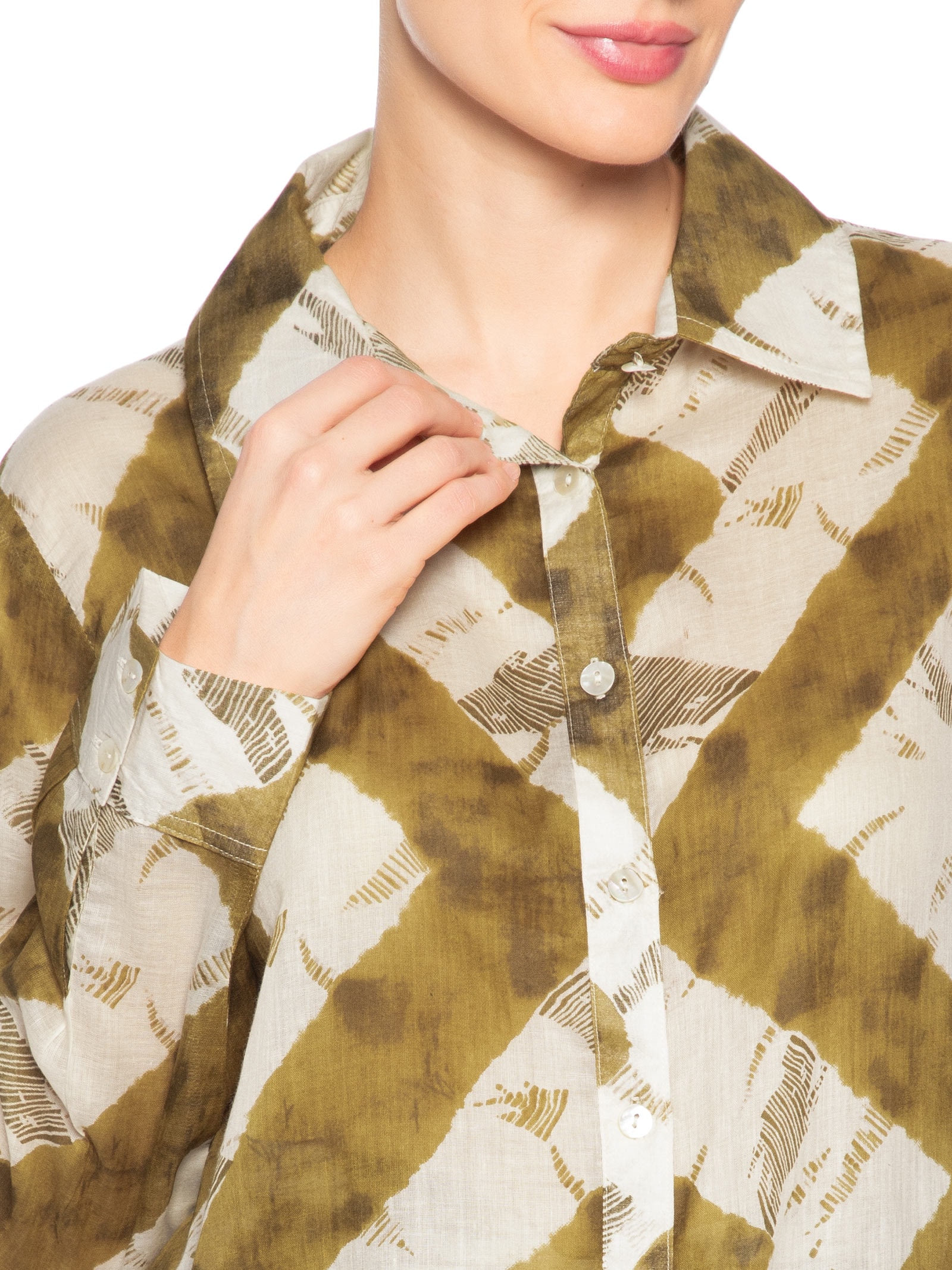 Camisa Feminina Estampada Com Saquinho Verde Cia Marítima