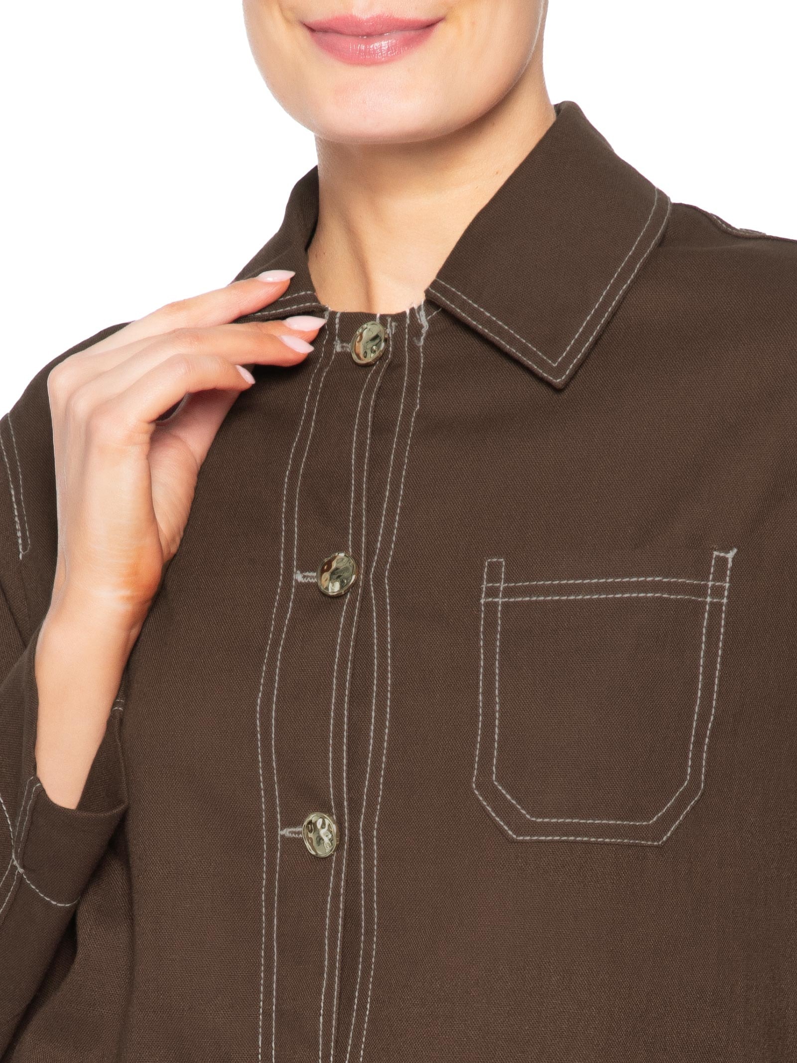 Camisa Feminina Linho com Bolsos Marrom Basiq