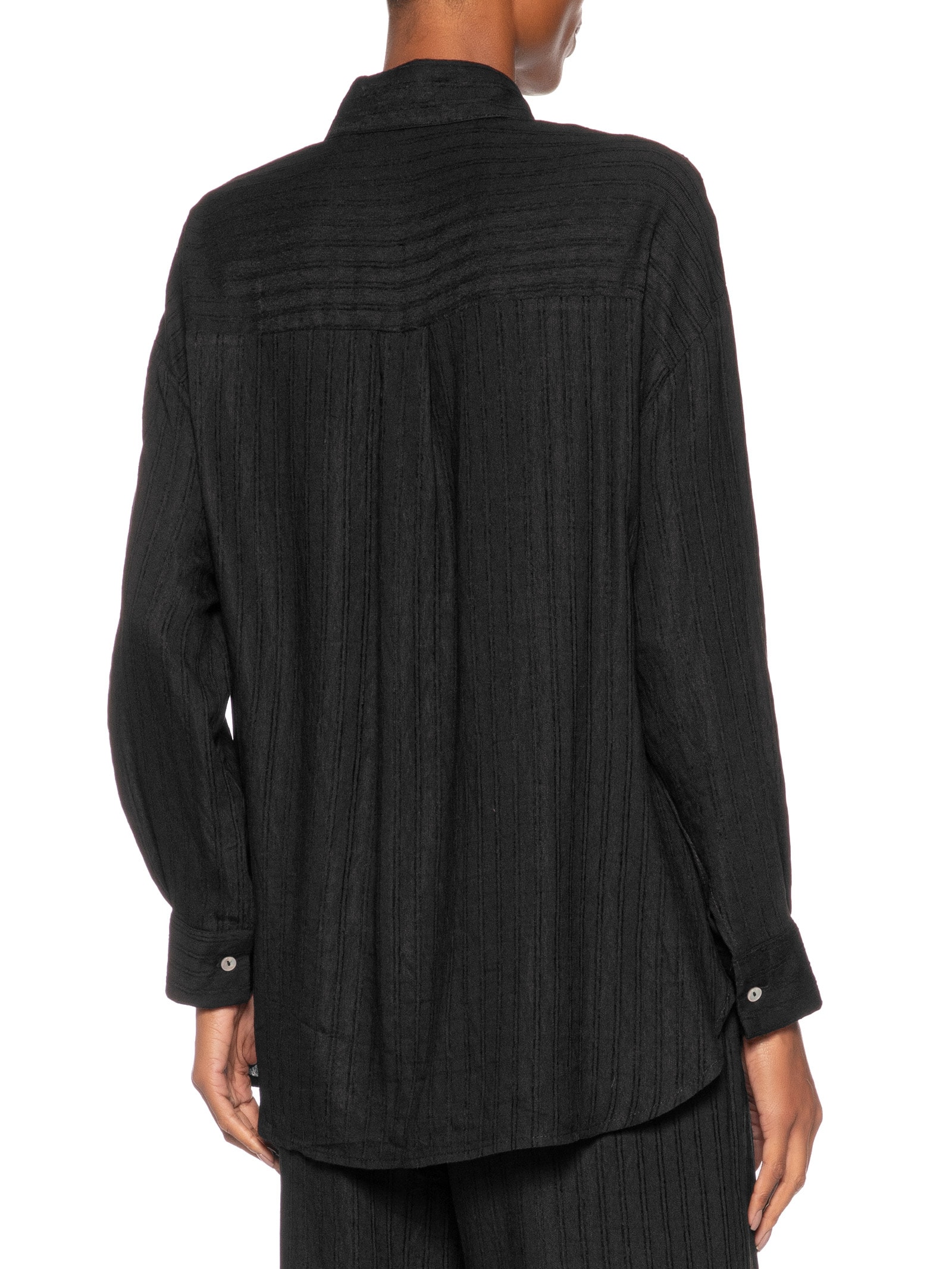 Camisa Feminina Listrada Com Bolso Preto Basiq