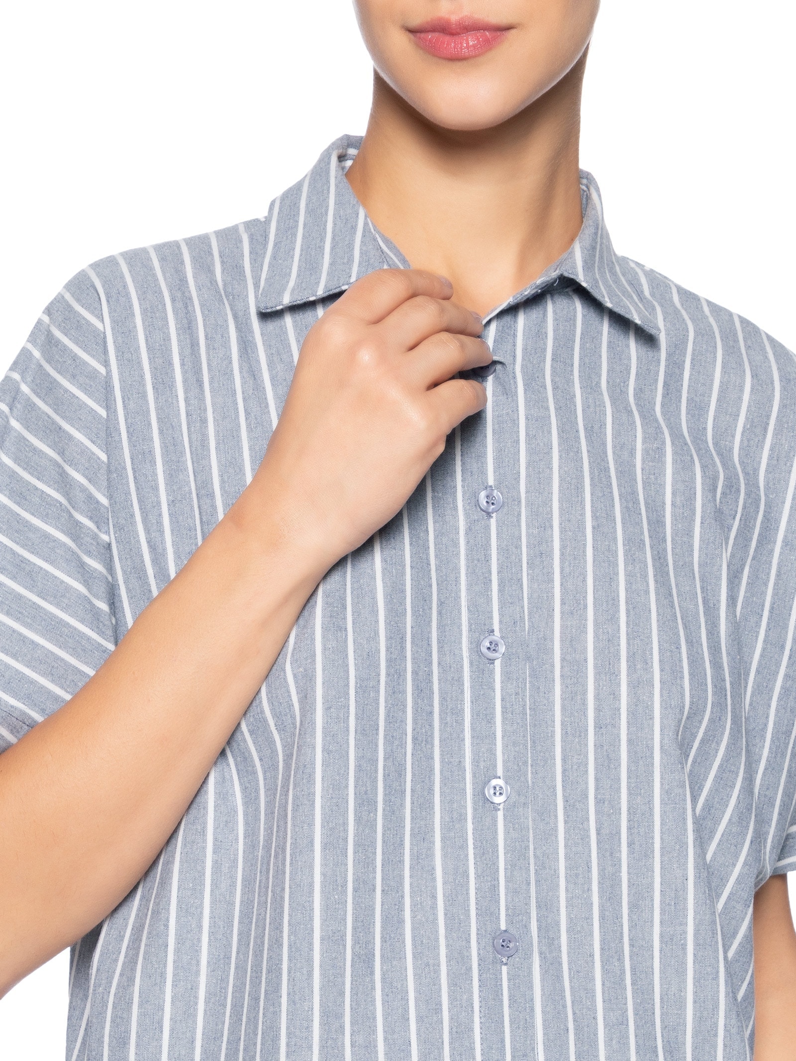 Camisa Feminina Listrada Manga Curta Azul Basiq