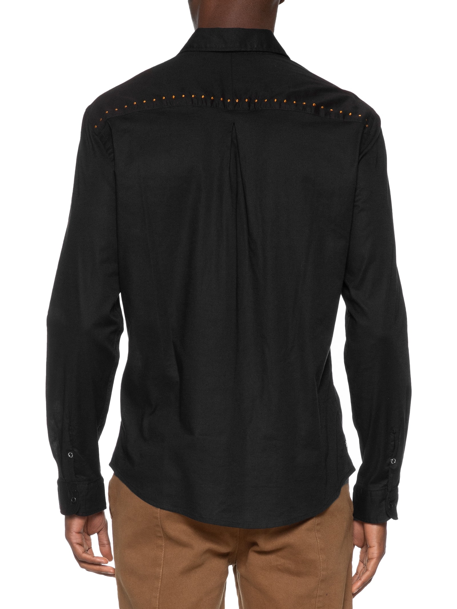 Camisa Feminina Manga Longa Bordado Tacha Preto Osklen