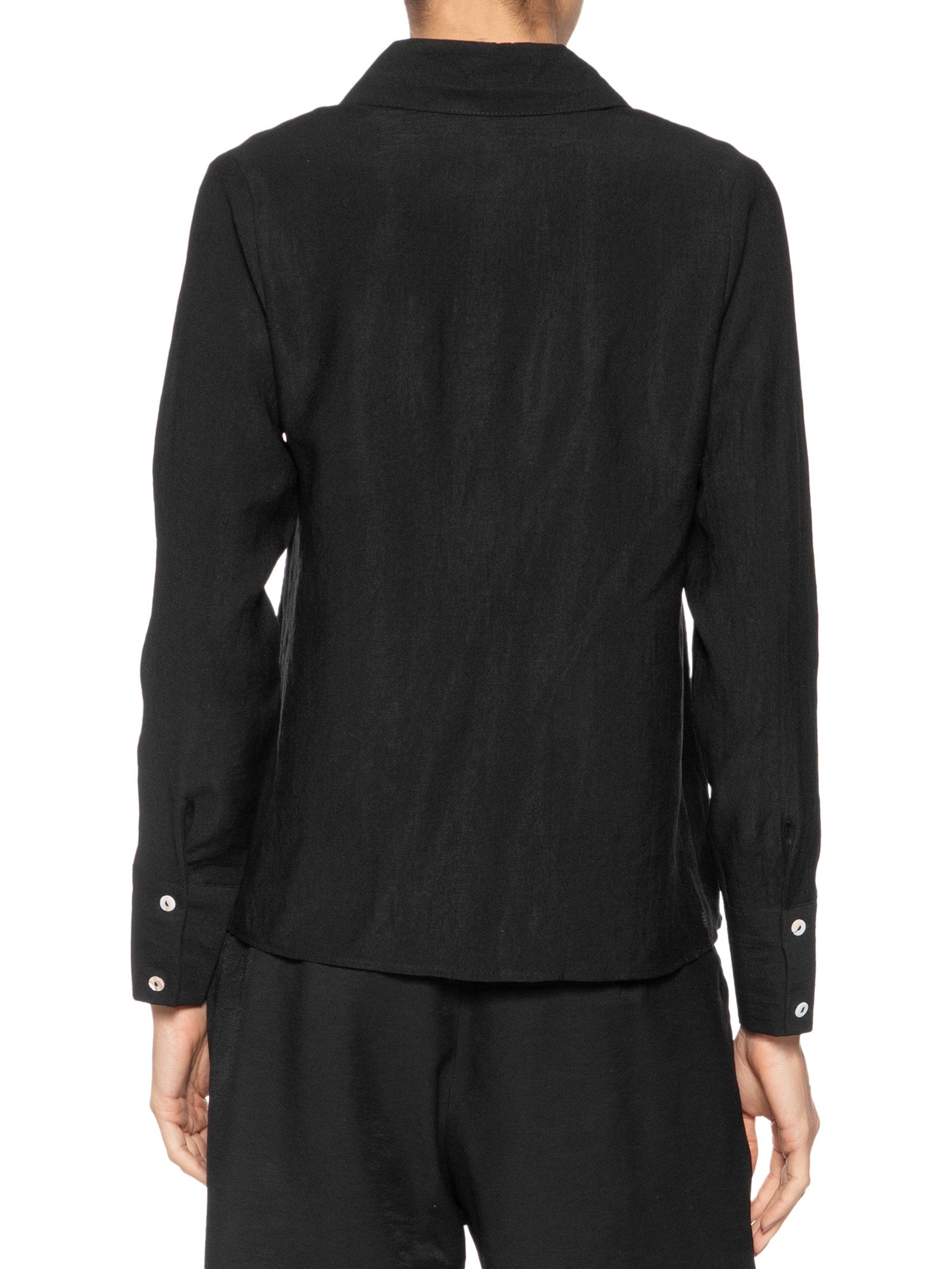 Camisa Feminina Manga Longa Justa Ao Corpo Preto Basiq