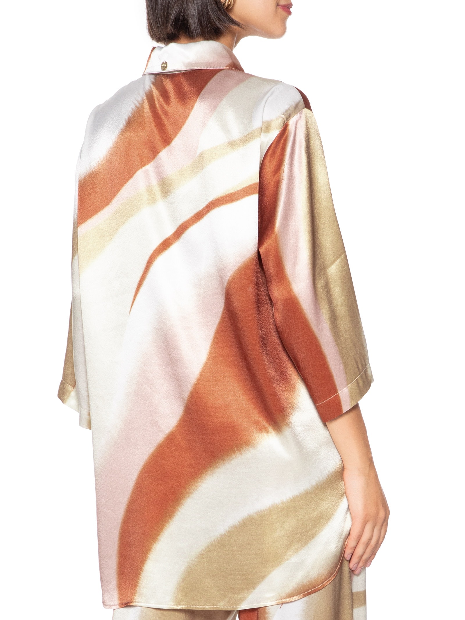 Camisa Feminina Manga Média Estampada Marrom Lança Perfume