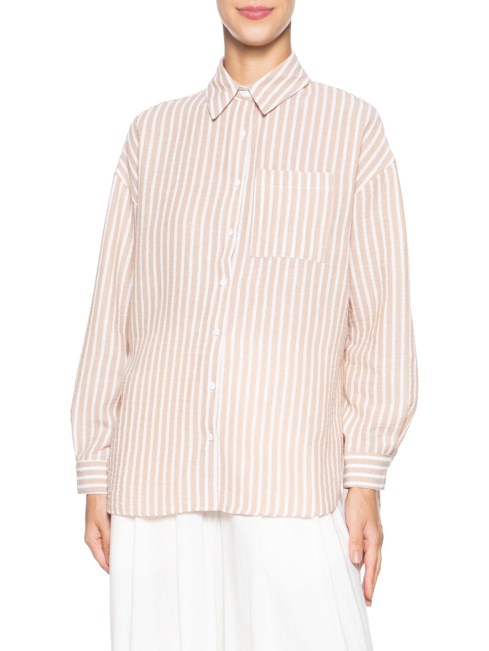 Camisa Feminina Oversized Listrada Bege Basiq