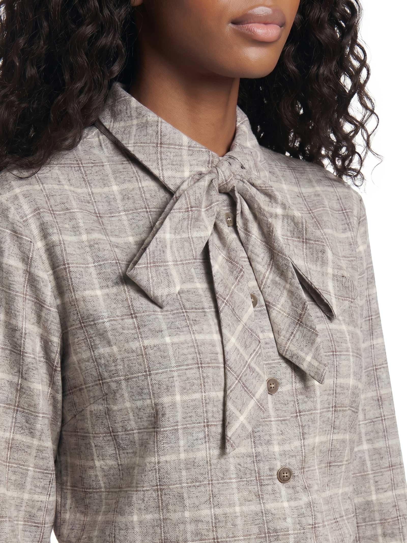 Camisa Feminina Xadrez Com Faixa Cinza Lança Perfume