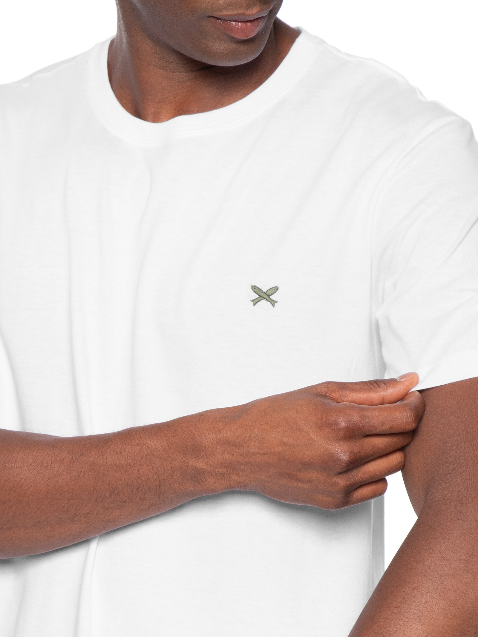 Camisa Masculina Básica Peixe Bordado Branco Hering