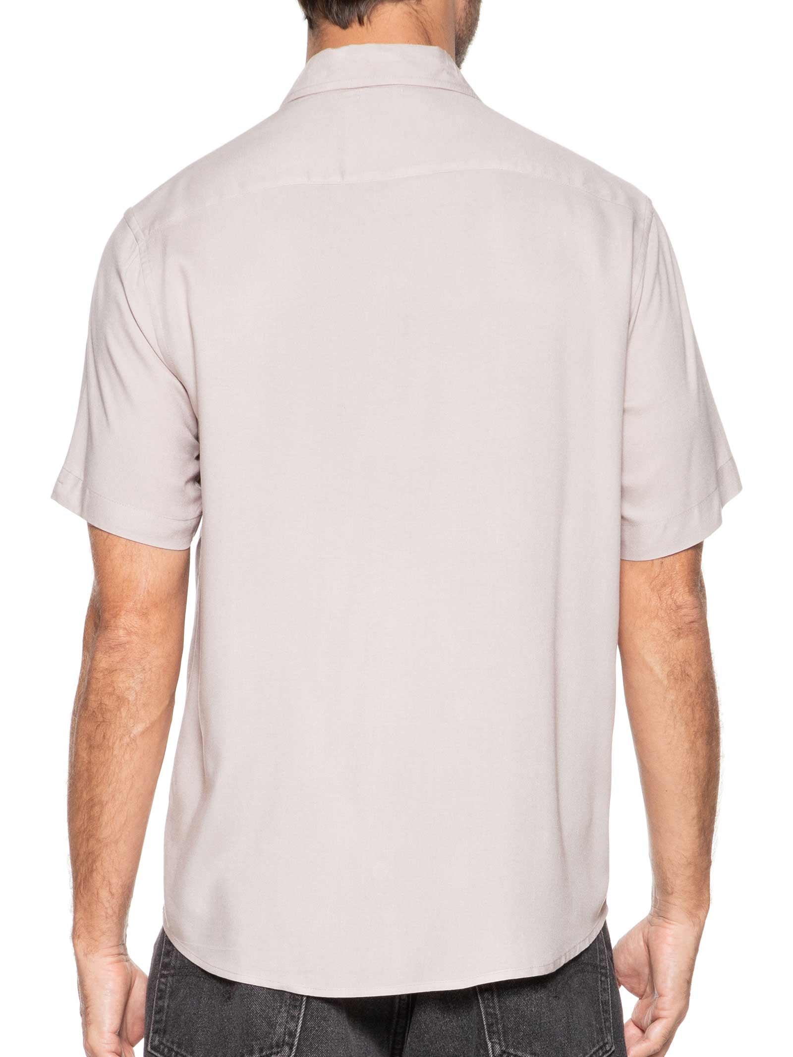 Camisa Masculina De Viscose Manga Curta Cinza Basiq Men