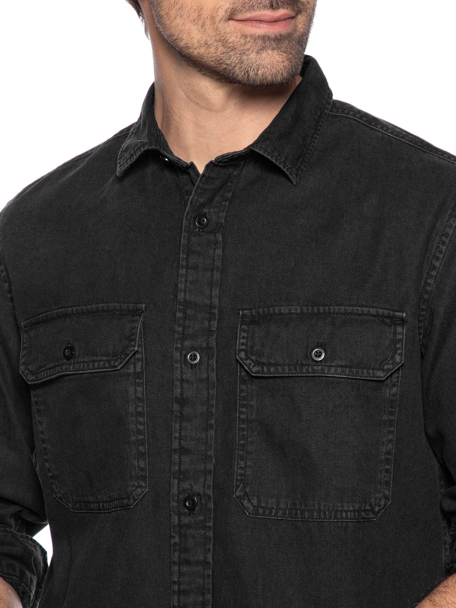 Camisa Masculina Regular Fit Com Bolsos Algodão Orgânico Preto Jack & Jones