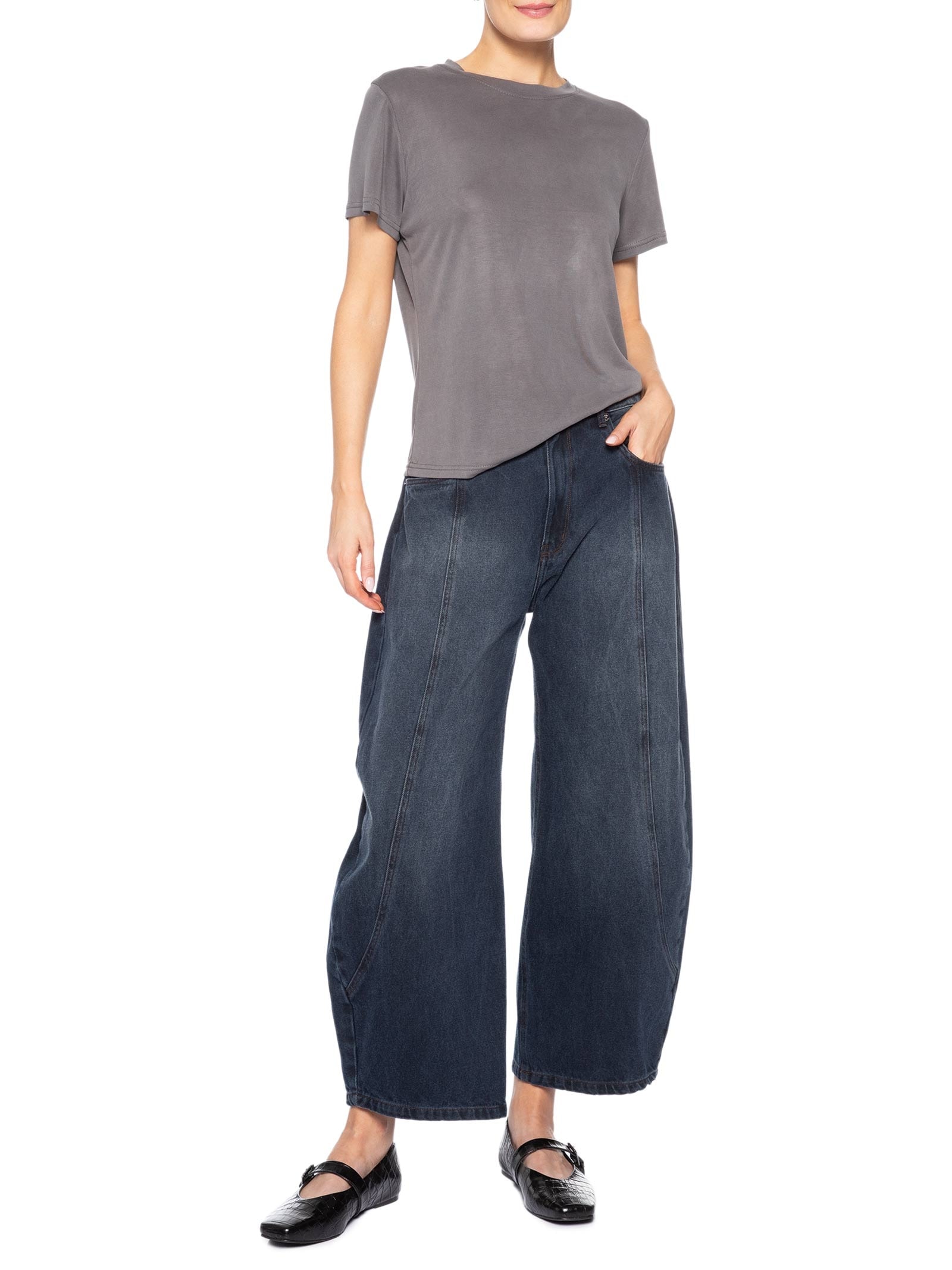 Camiseta Feminina Básica Alongada Cinza Basiq