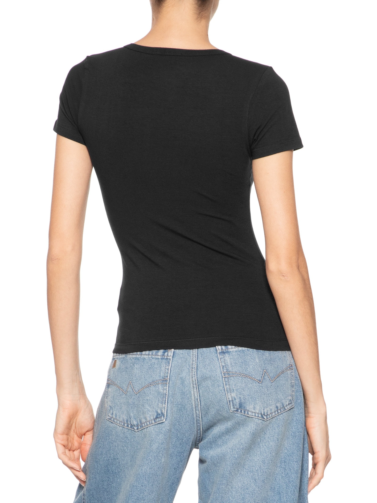 Camiseta Feminina Básica Decote Em V Preto Basiq