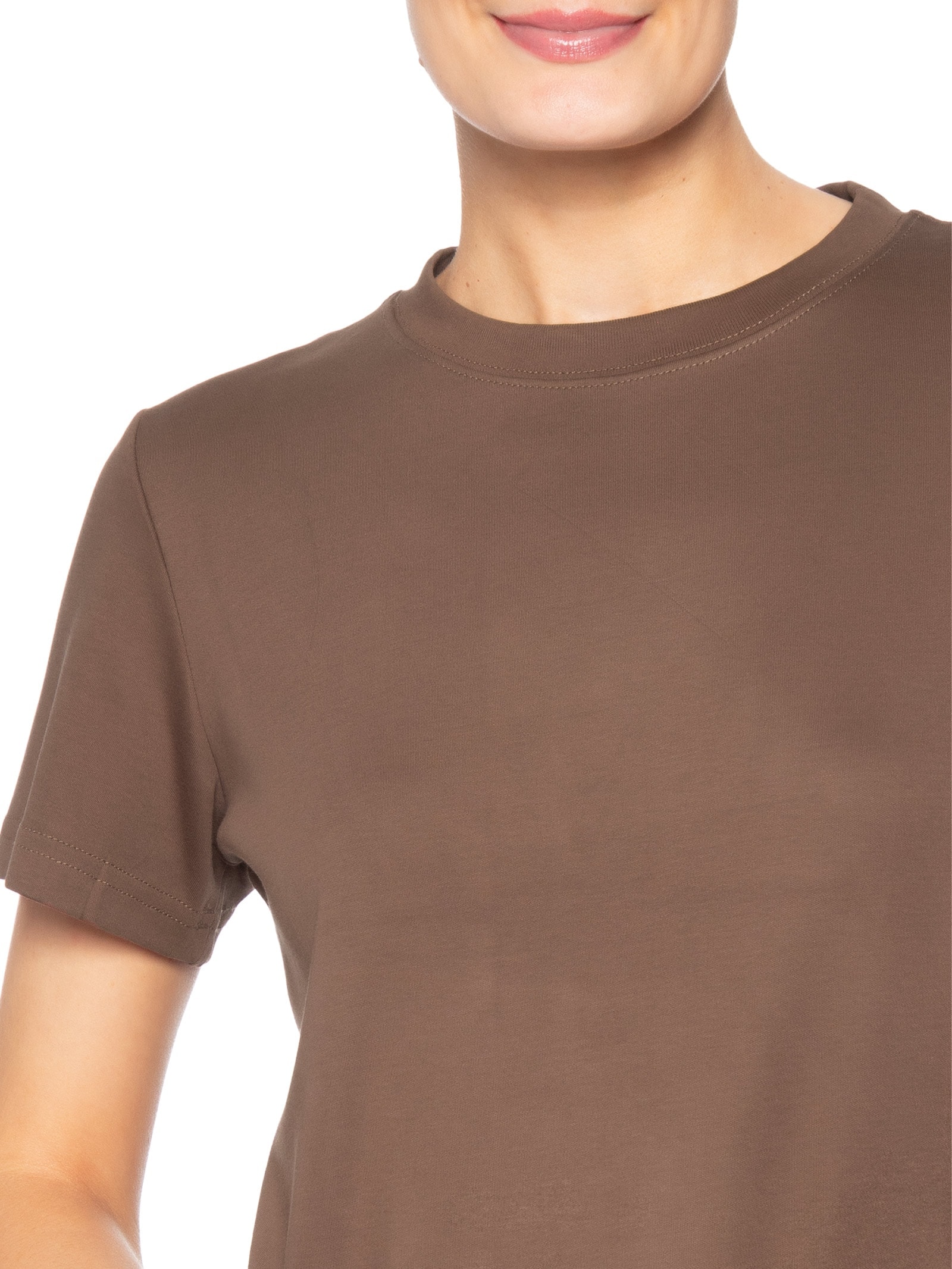 Camiseta Feminina Básica Em Malha Marrom Basiq