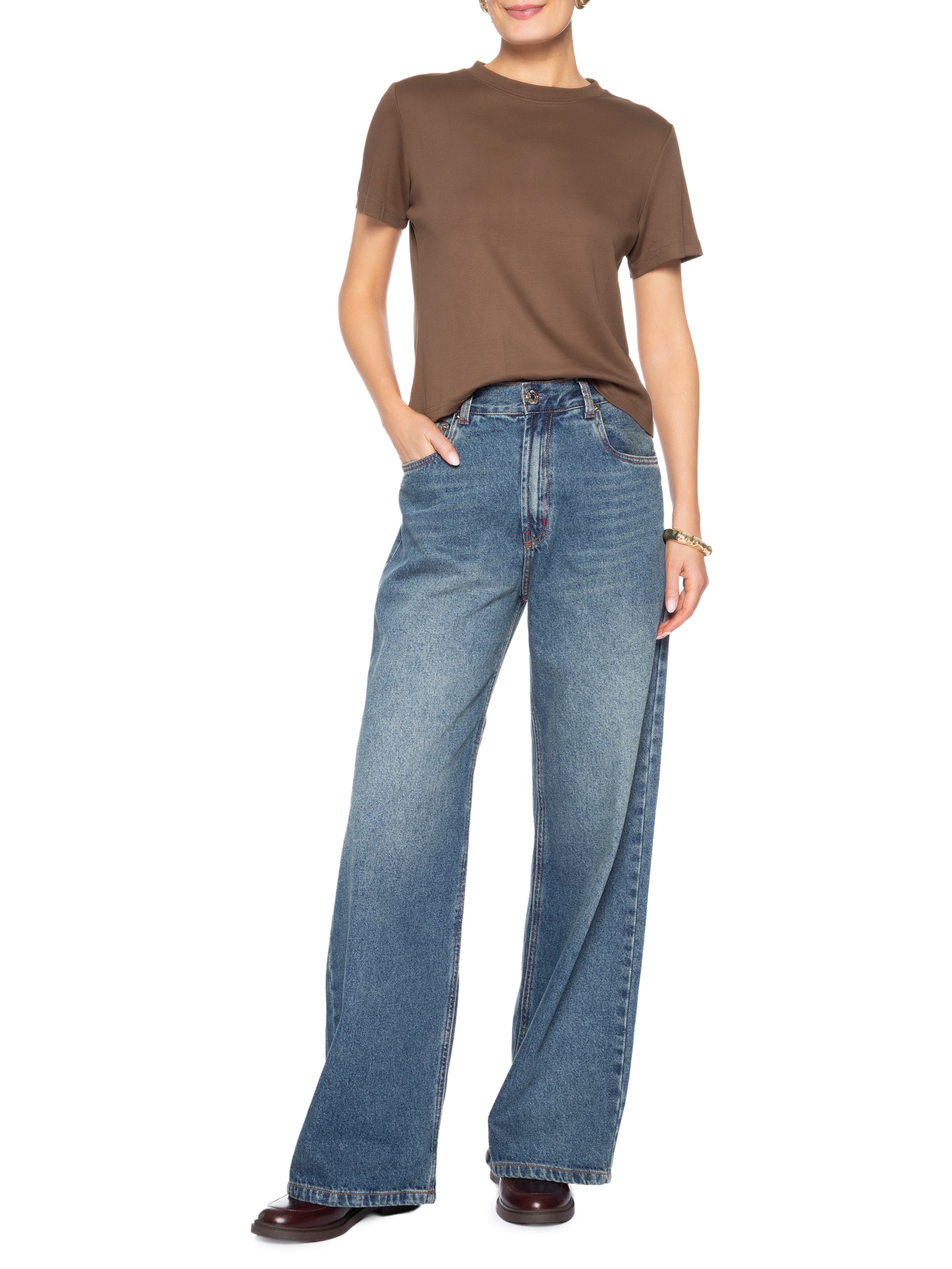 Camiseta Feminina Básica Em Malha Marrom Basiq