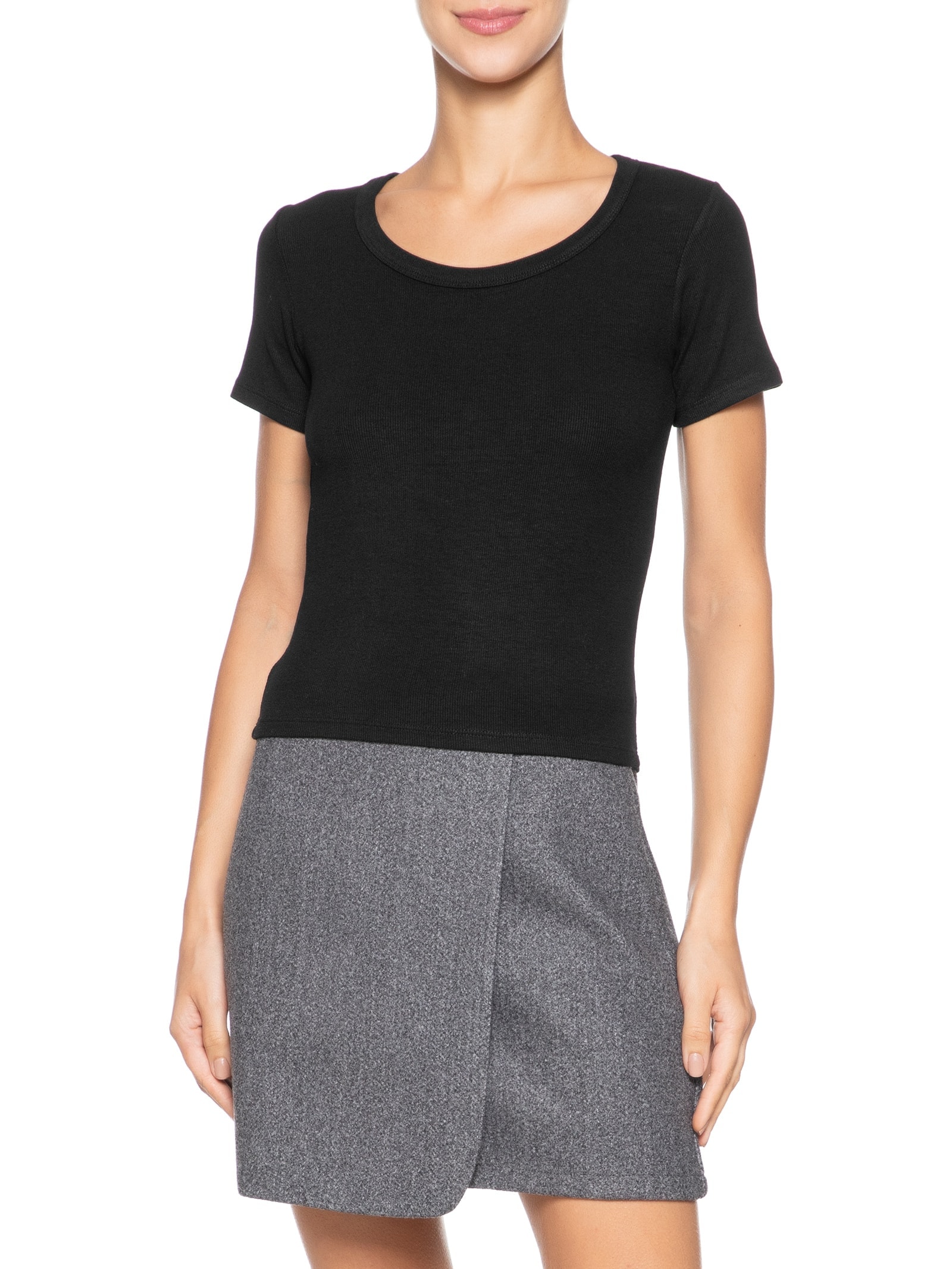 Camiseta Feminina Básica Manga Curta Preto Basiq