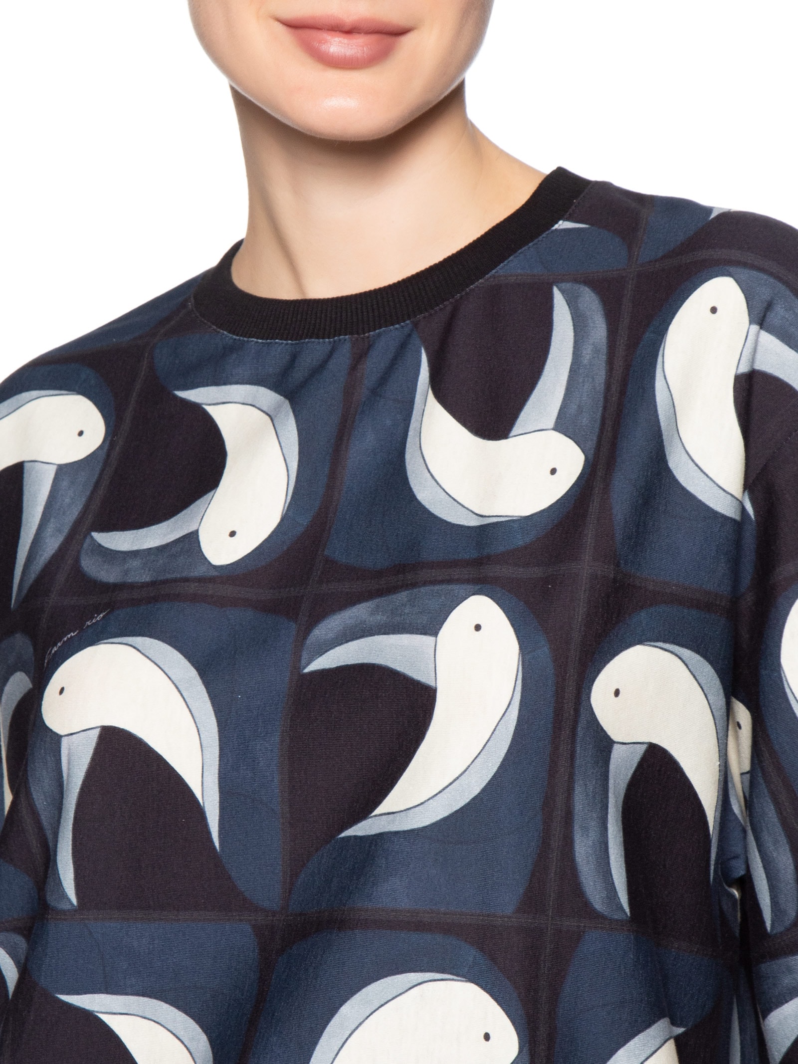 Camiseta Feminina Básica Tuca Tropical Preto Farm