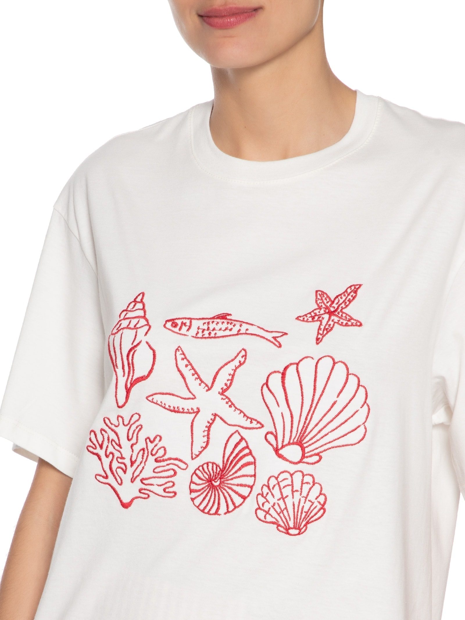 Camiseta Feminina Bordado Conchas Branco Dress To