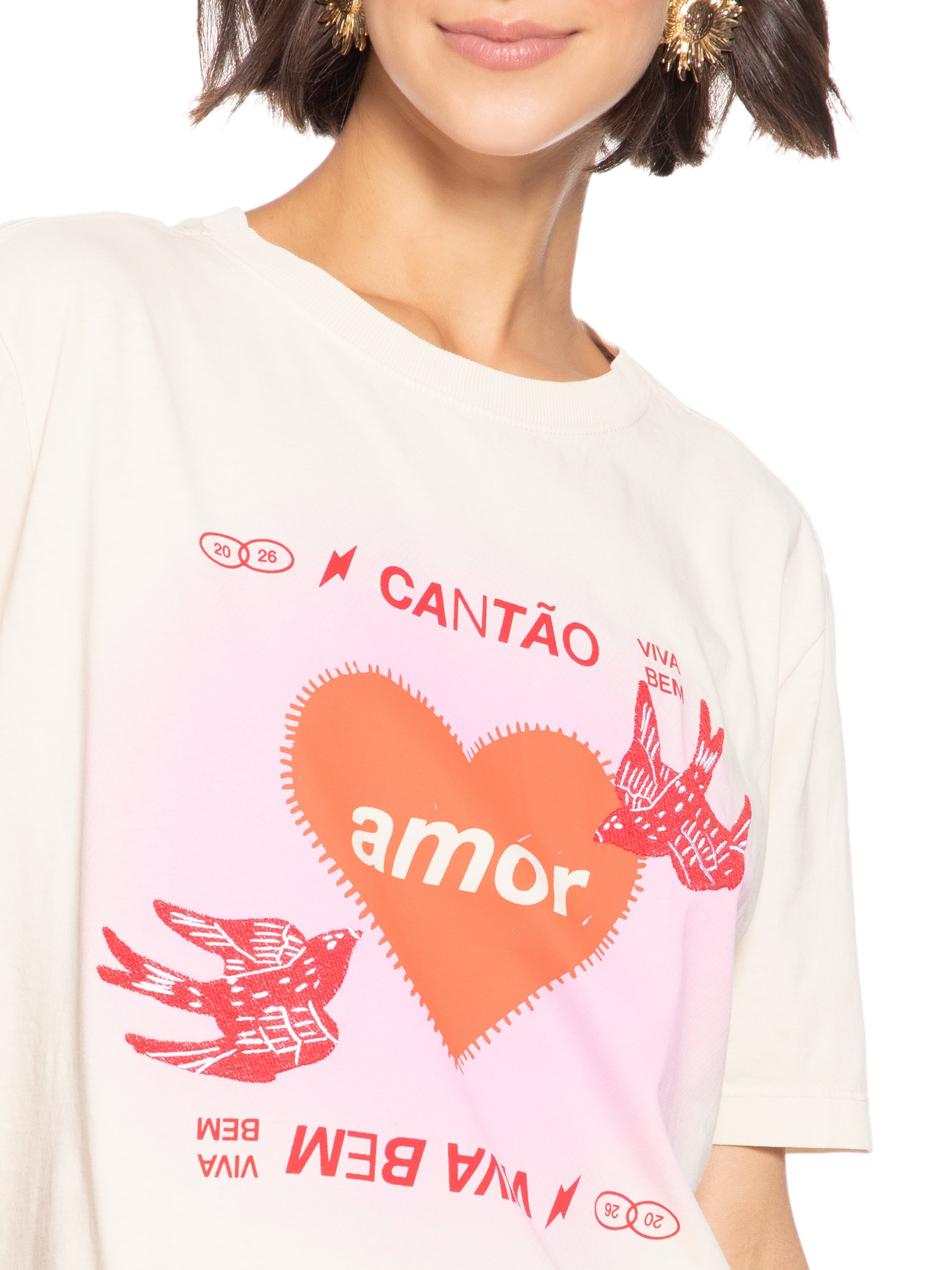 Camiseta Feminina Box Bordada Amor Bege Cantão