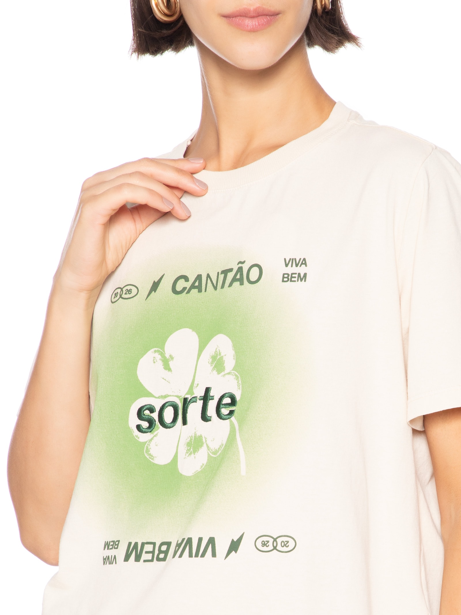 Camiseta Feminina Box Bordada Sorte Branco Cantão