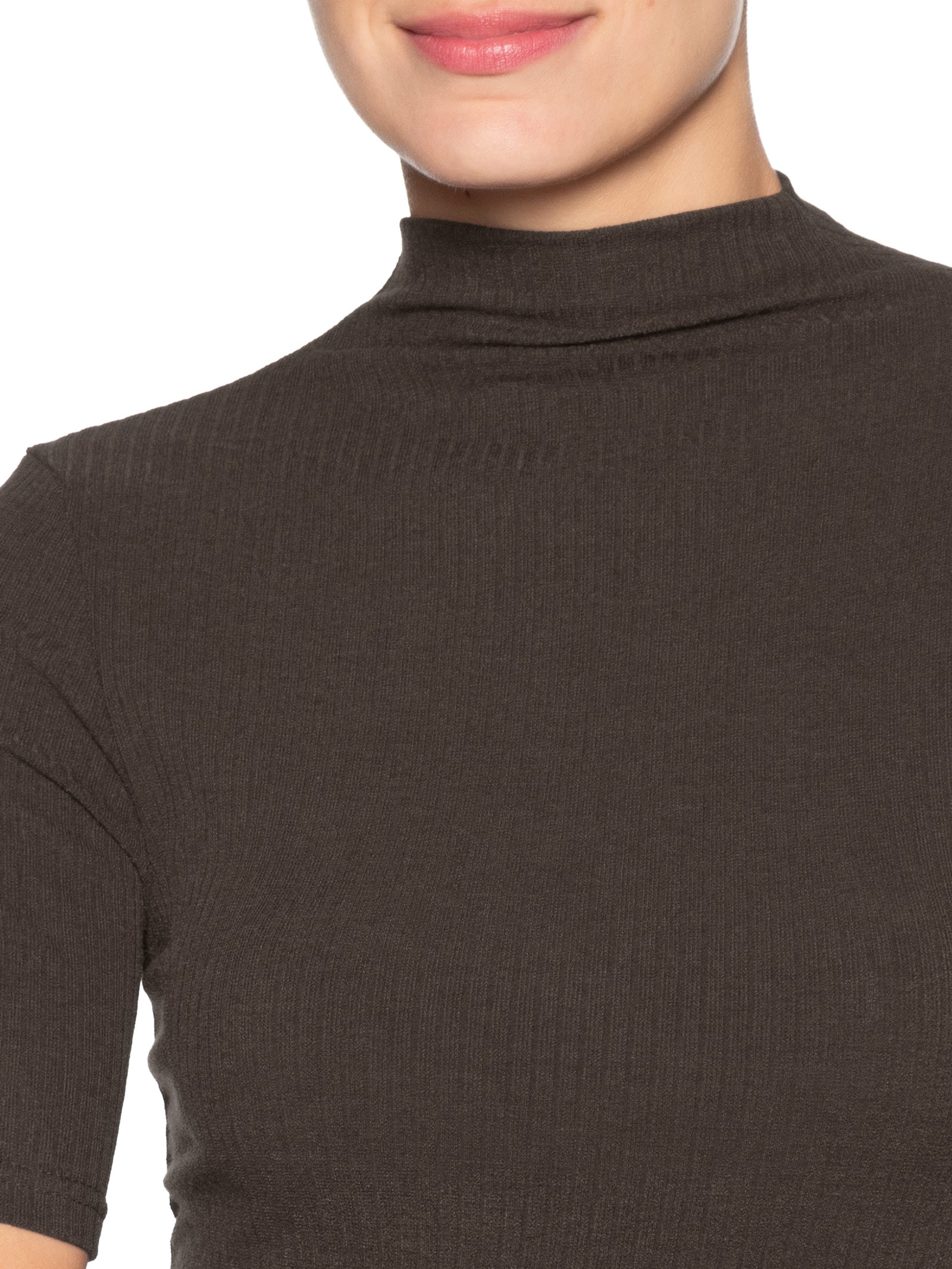 Camiseta Feminina Canelada Gola Alta Marrom Basiq