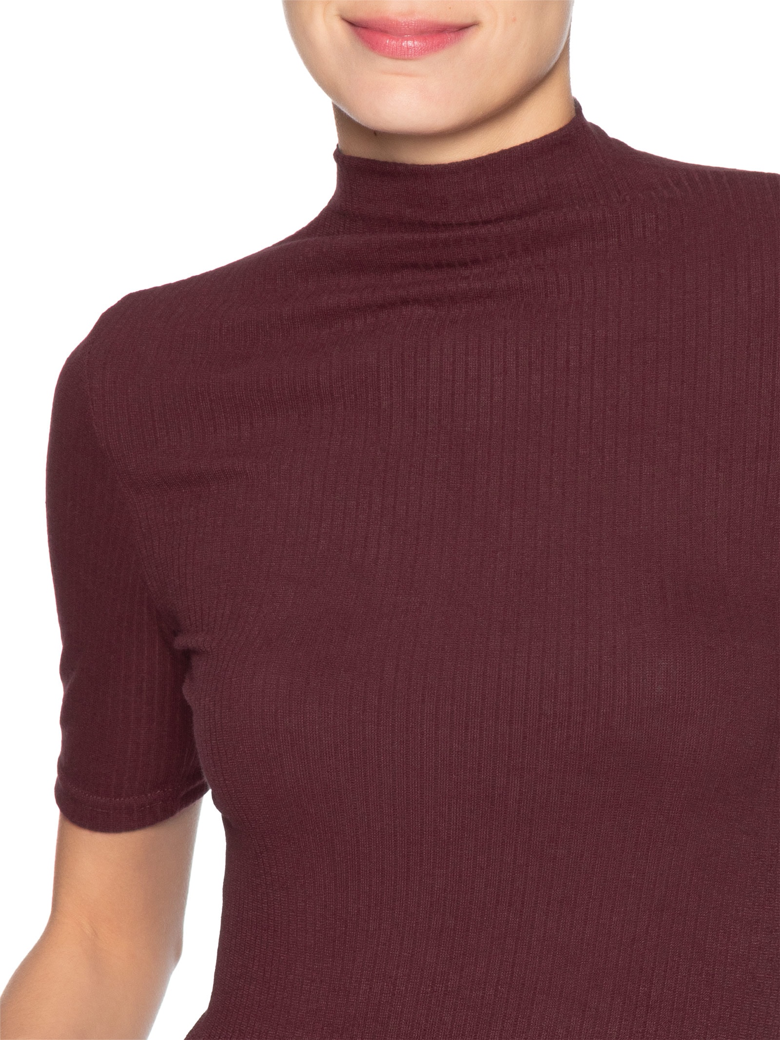 Camiseta Feminina Canelada Gola Alta Vermelho Basiq