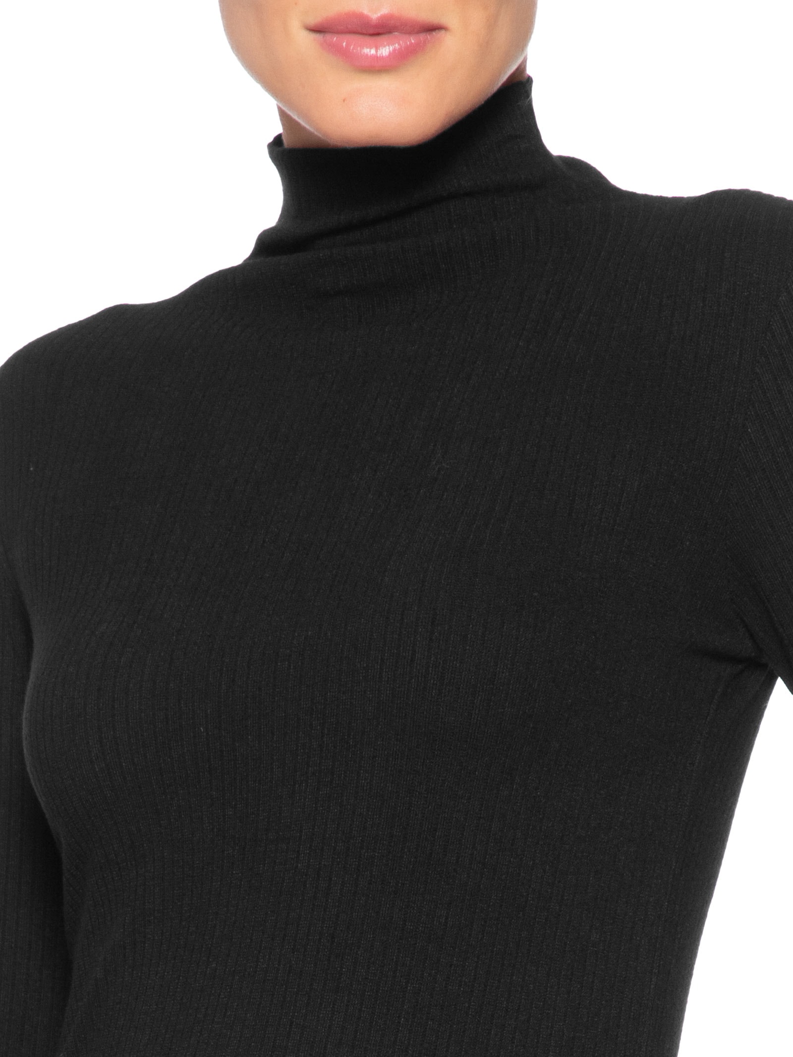 Camiseta Feminina Canelada Manga Longa Preto Basiq