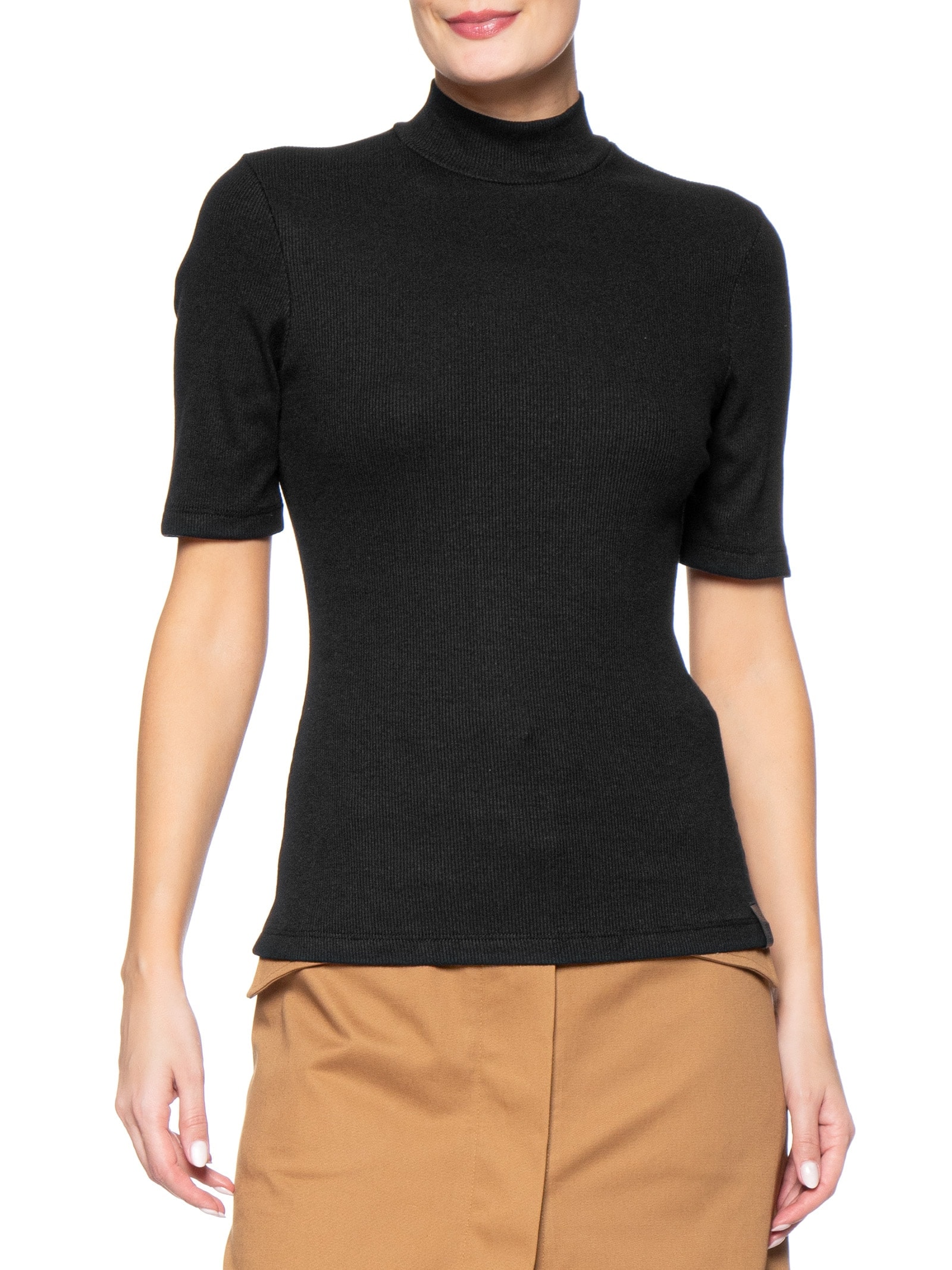 Camiseta Feminina Canelada Preto Forum
