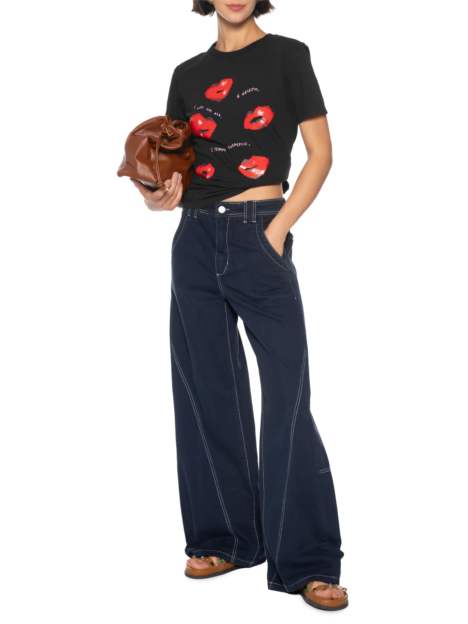 Camiseta Feminina Classic Desejo Preto Cantão