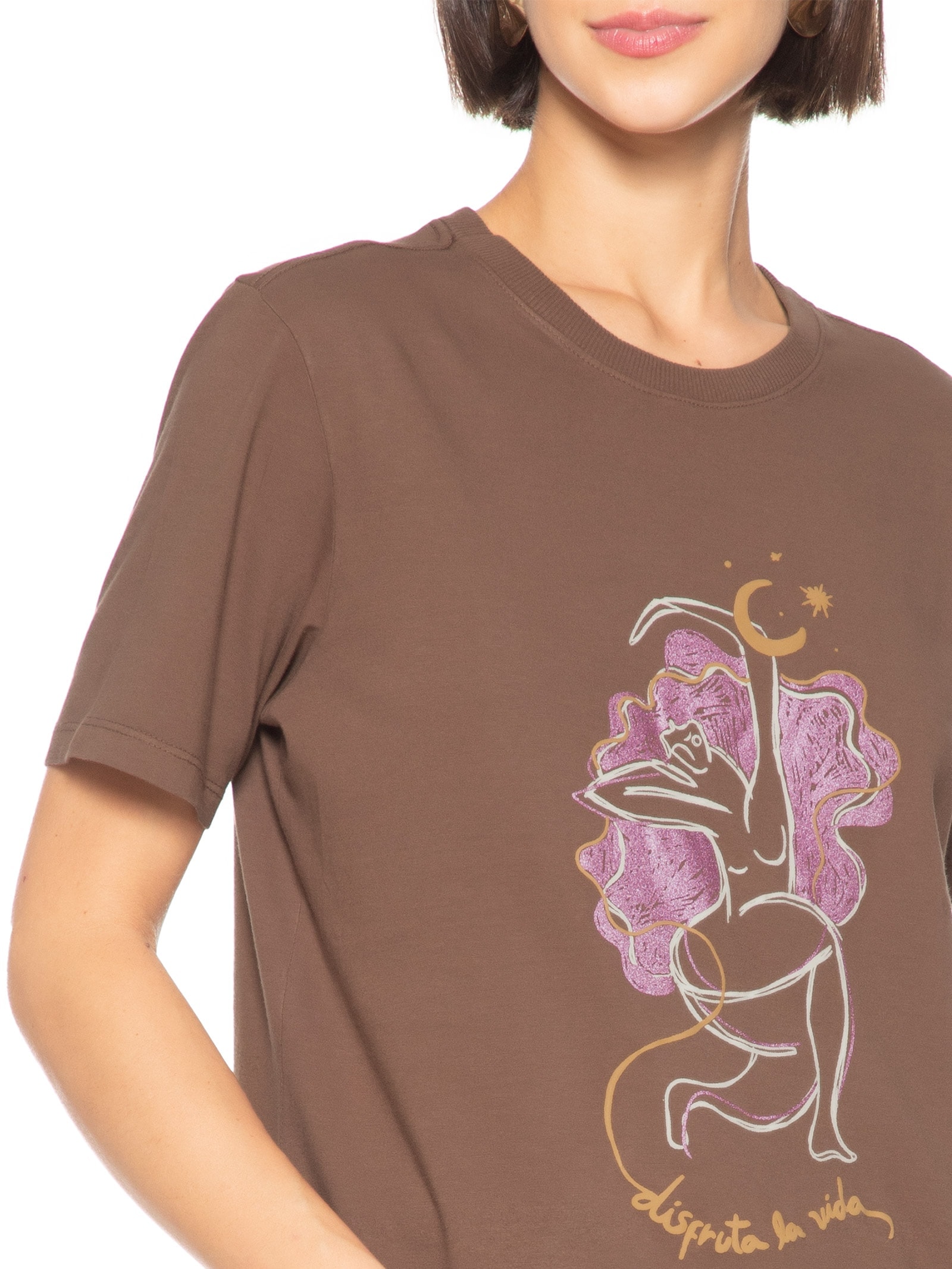 Camiseta Feminina Classic Desfruta La Vida Marrom Cantão