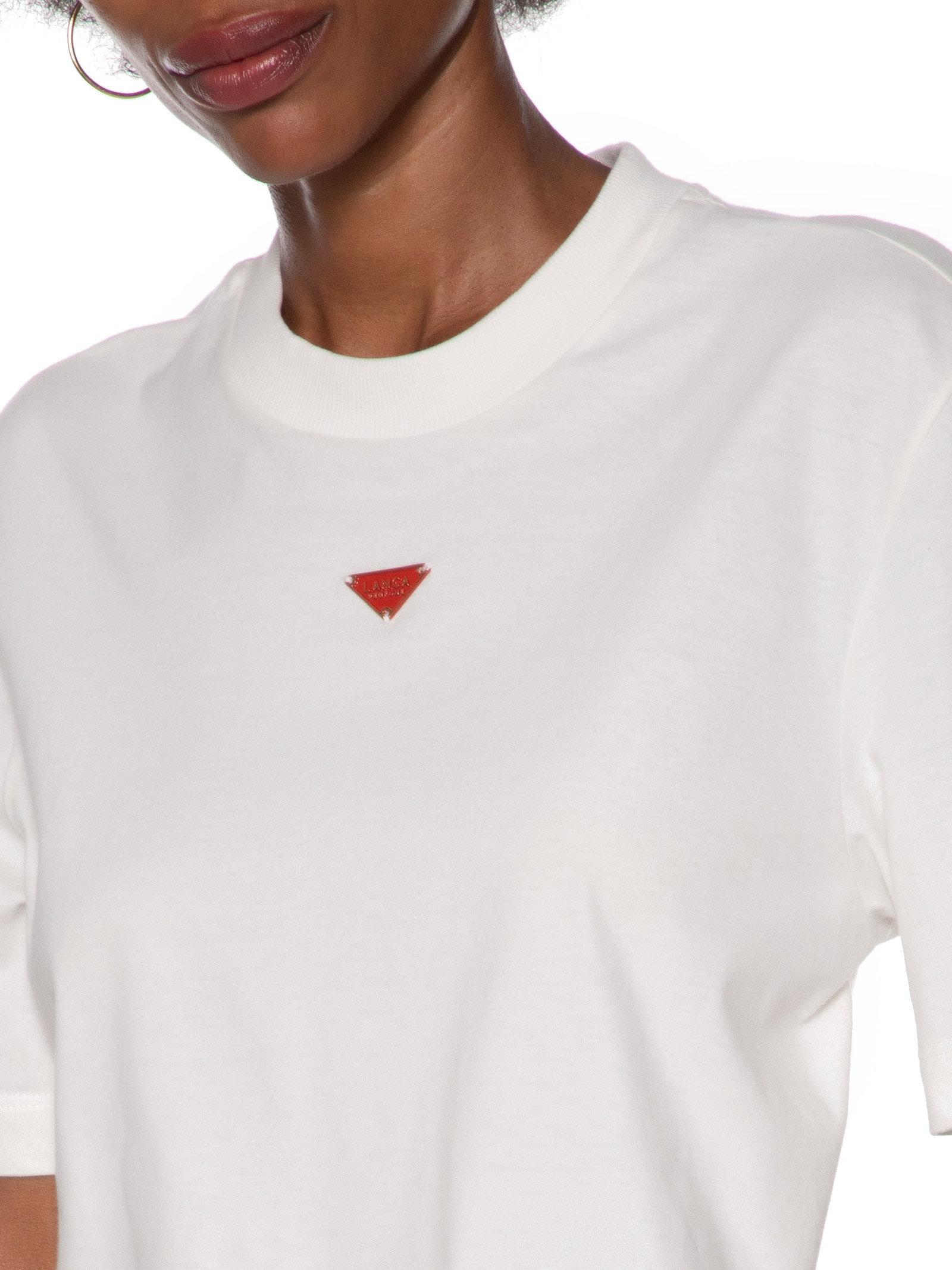 Camiseta Feminina Com Amarração De Lenço Branco Lança Perfume