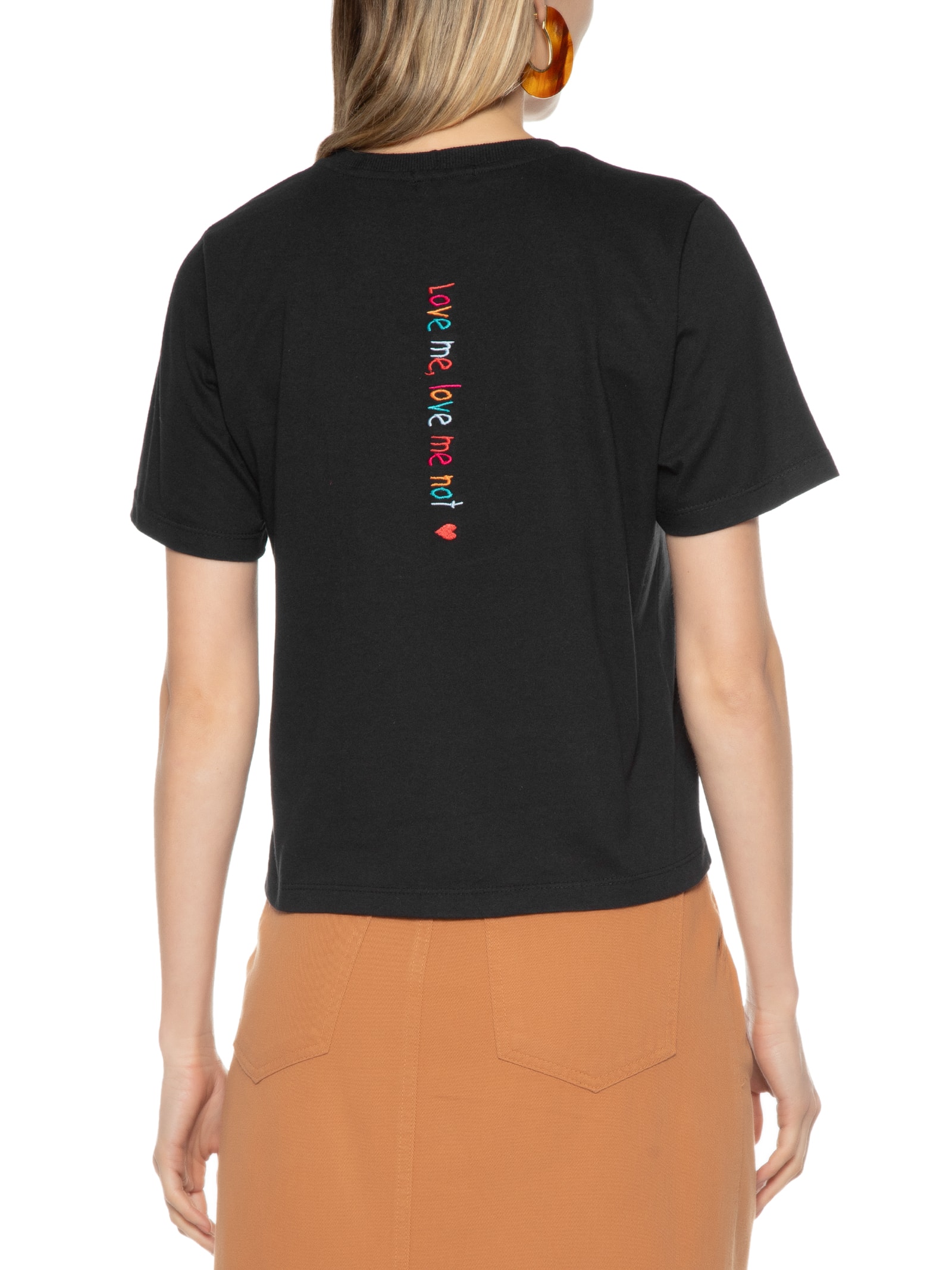 Camiseta Feminina Costas Bordadas Preto Market 33