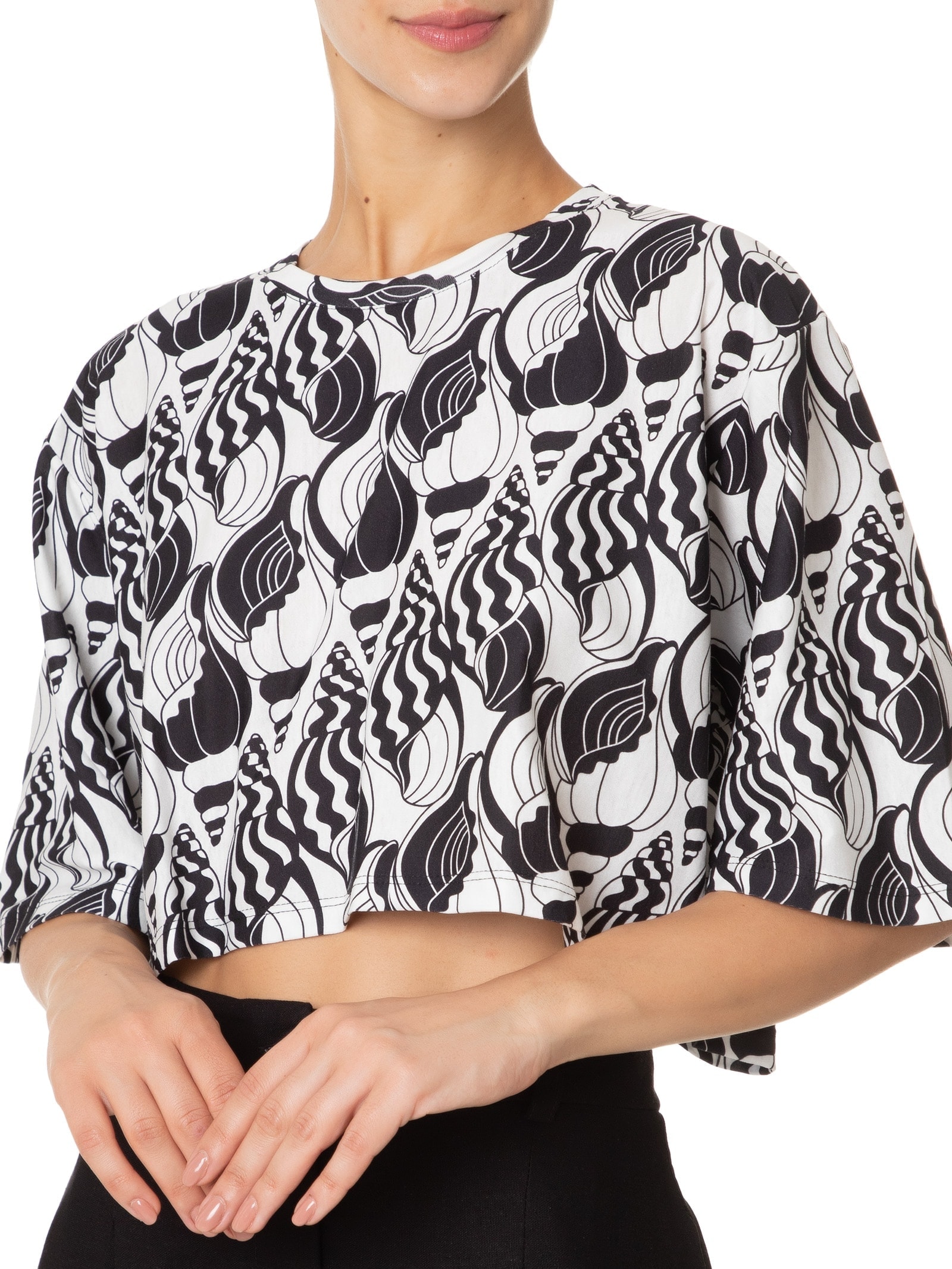 Camiseta Feminina Cropped Concha Do Mar Preto Farm