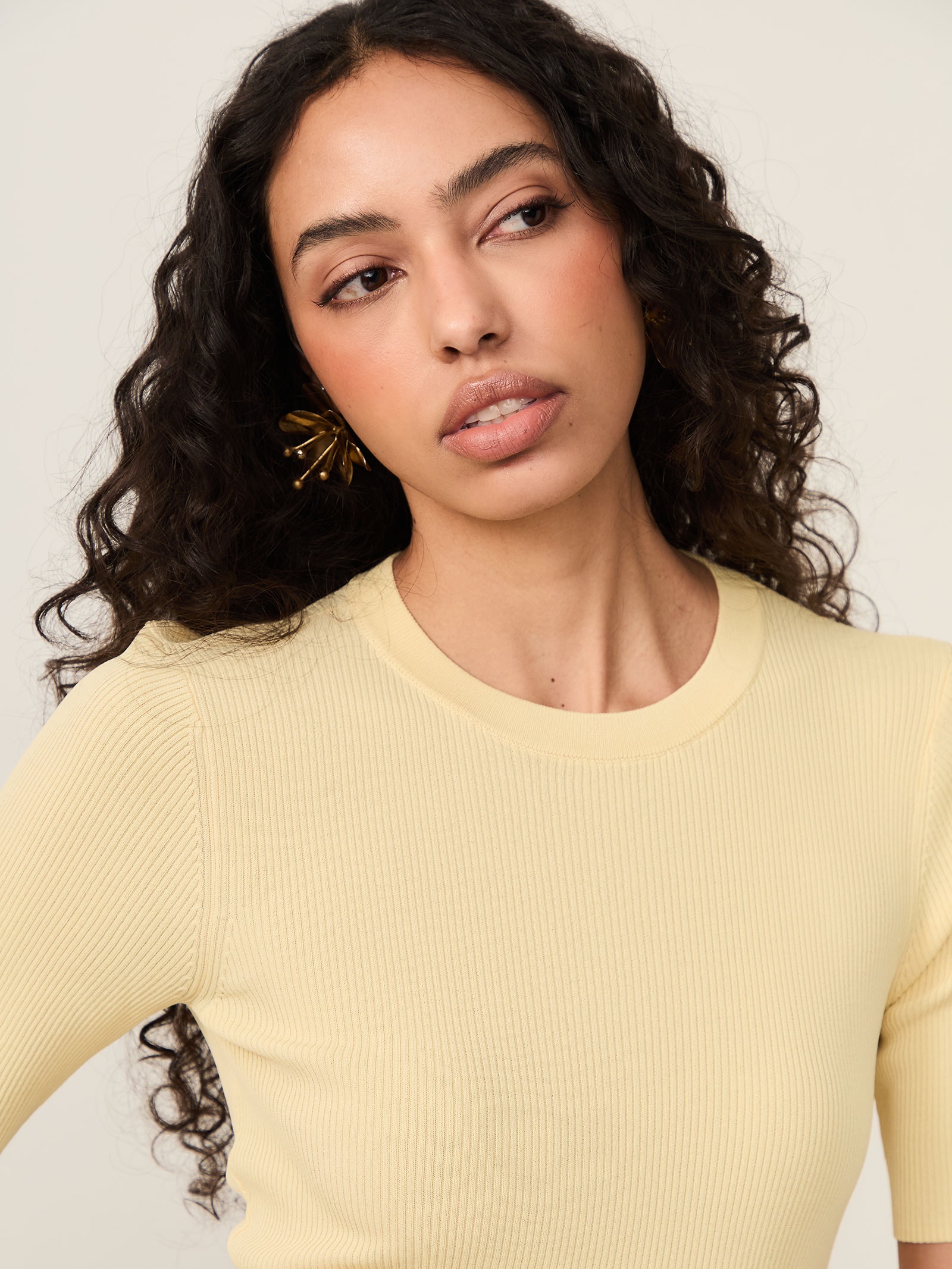 Camiseta Feminina De Tricot Canelado Básica Amarelo Animale