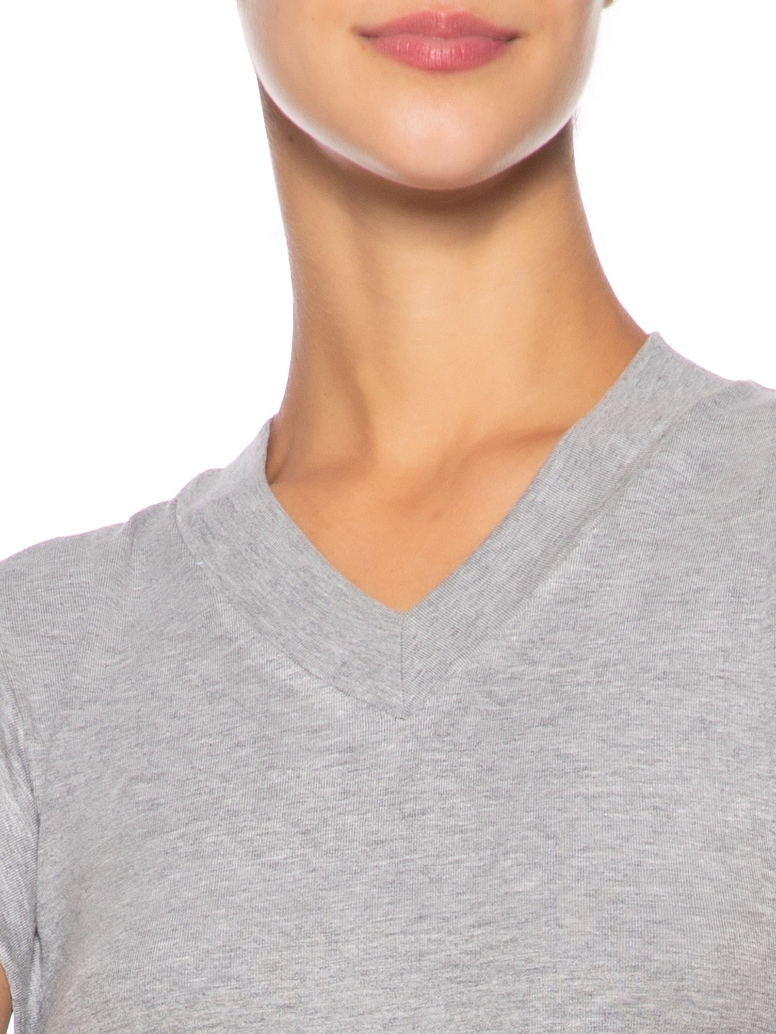 Camiseta Feminina Decote Em V Cinza Basiq