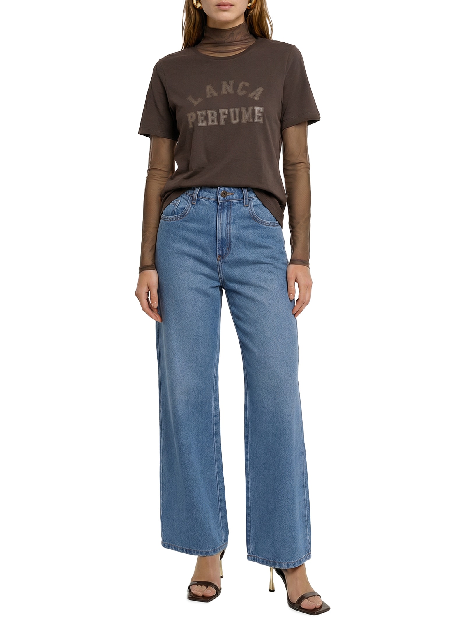 Camiseta Feminina Decote Redondo Marrom Lança Perfume