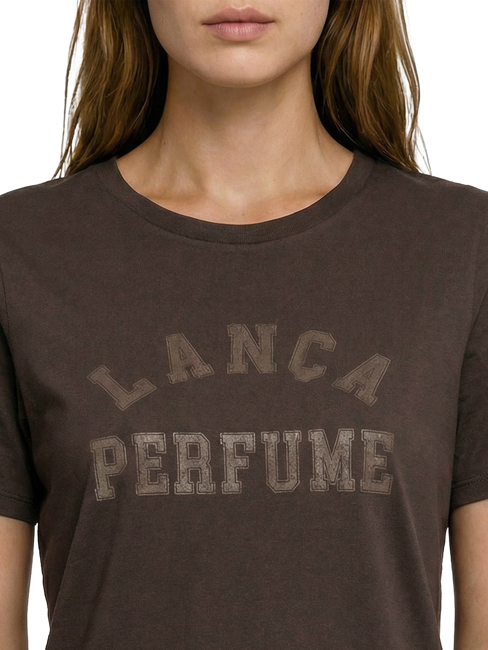 Camiseta Feminina Decote Redondo Marrom Lança Perfume
