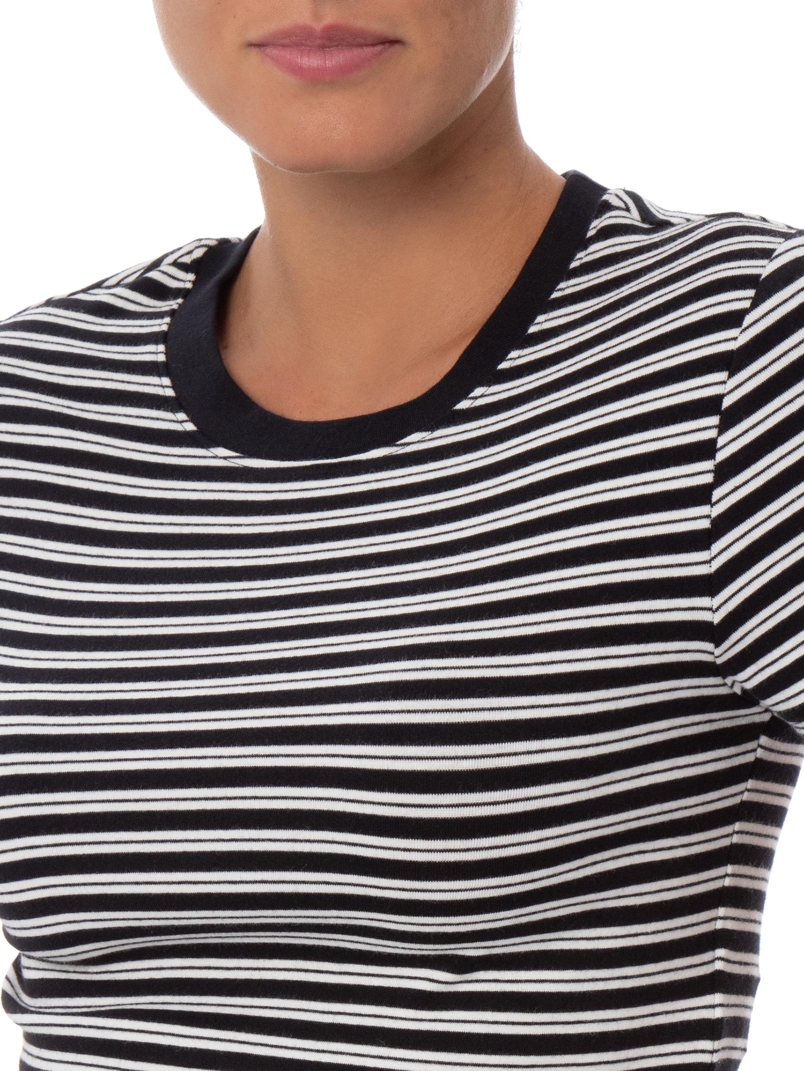 Camiseta Feminina Essential Baby Tee Preto Levi's