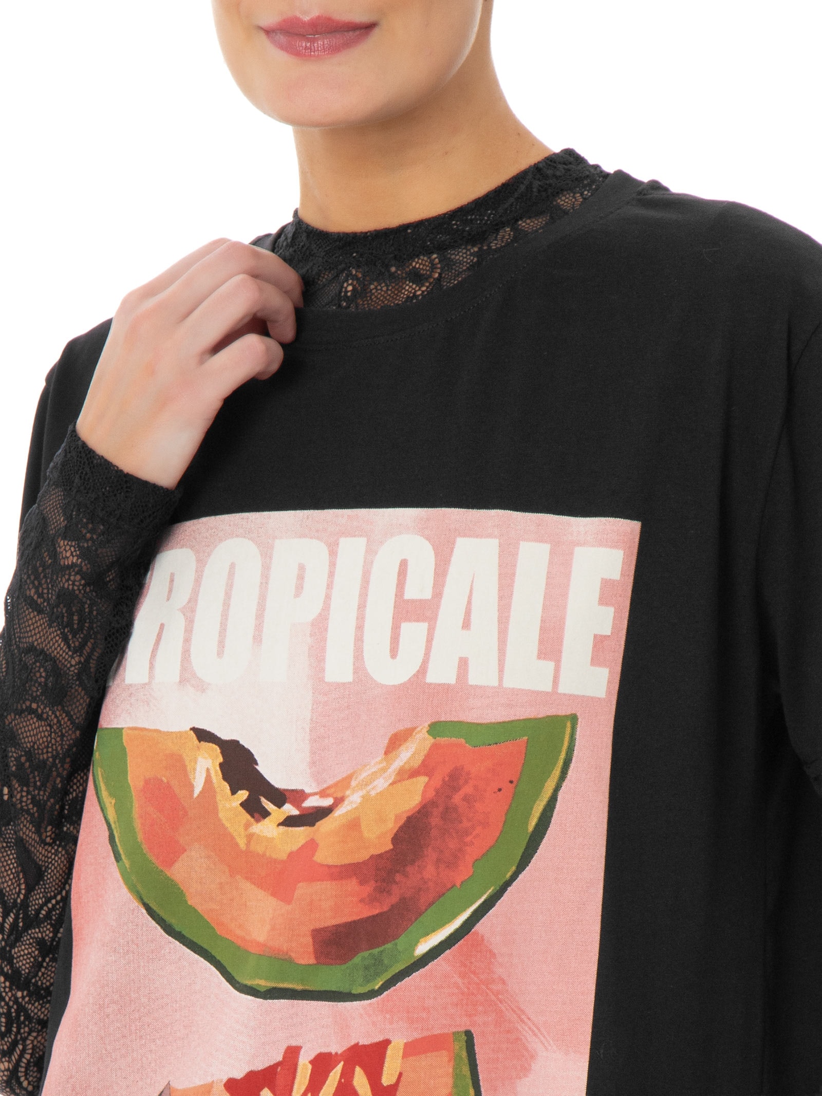 Camiseta Feminina Estampa Tropicale Preto Market 33