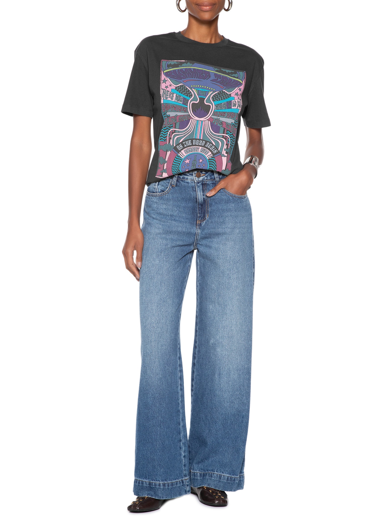 Camiseta Feminina Fun Summer Tour Stone Preto Animale